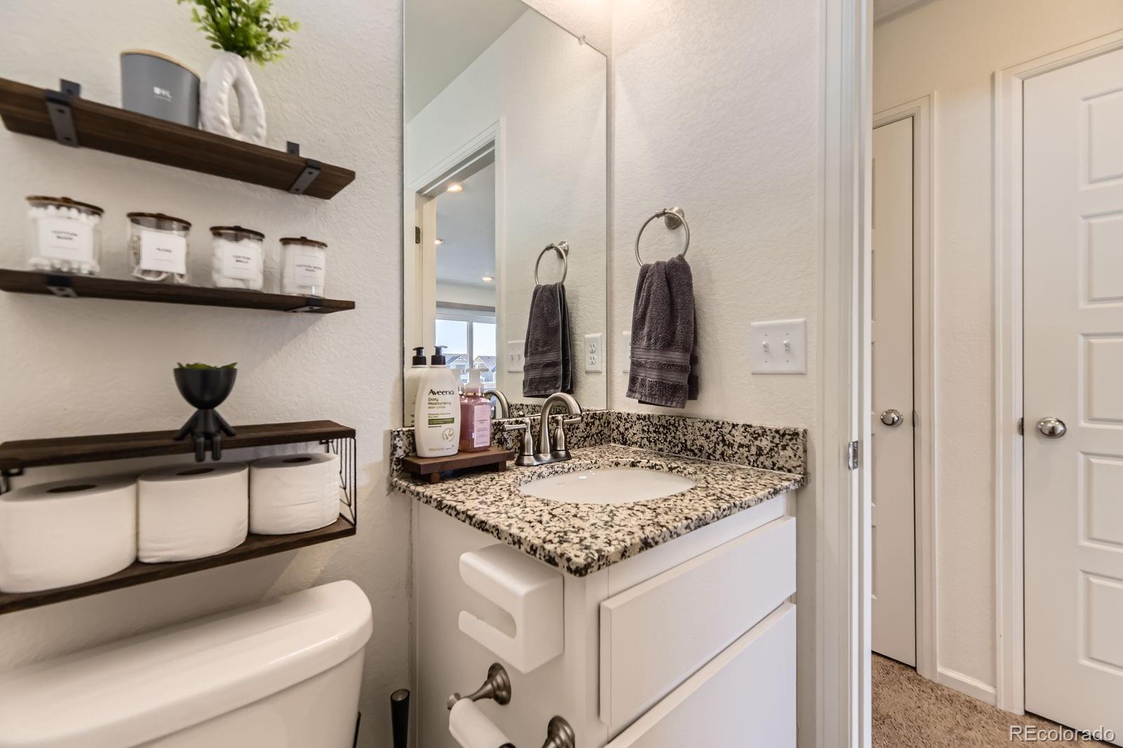 MLS Image #22 for 18270 e 51st place,denver, Colorado