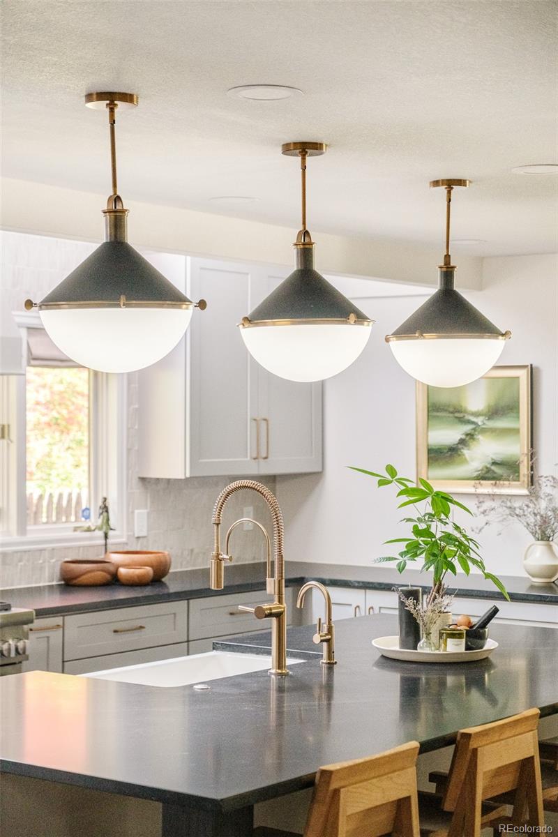 MLS Image #14 for 40 s dexter street,denver, Colorado
