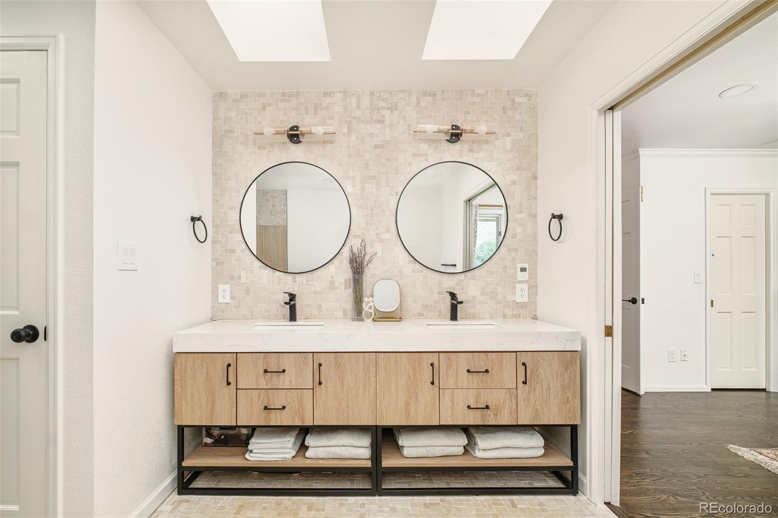 MLS Image #27 for 40 s dexter street,denver, Colorado