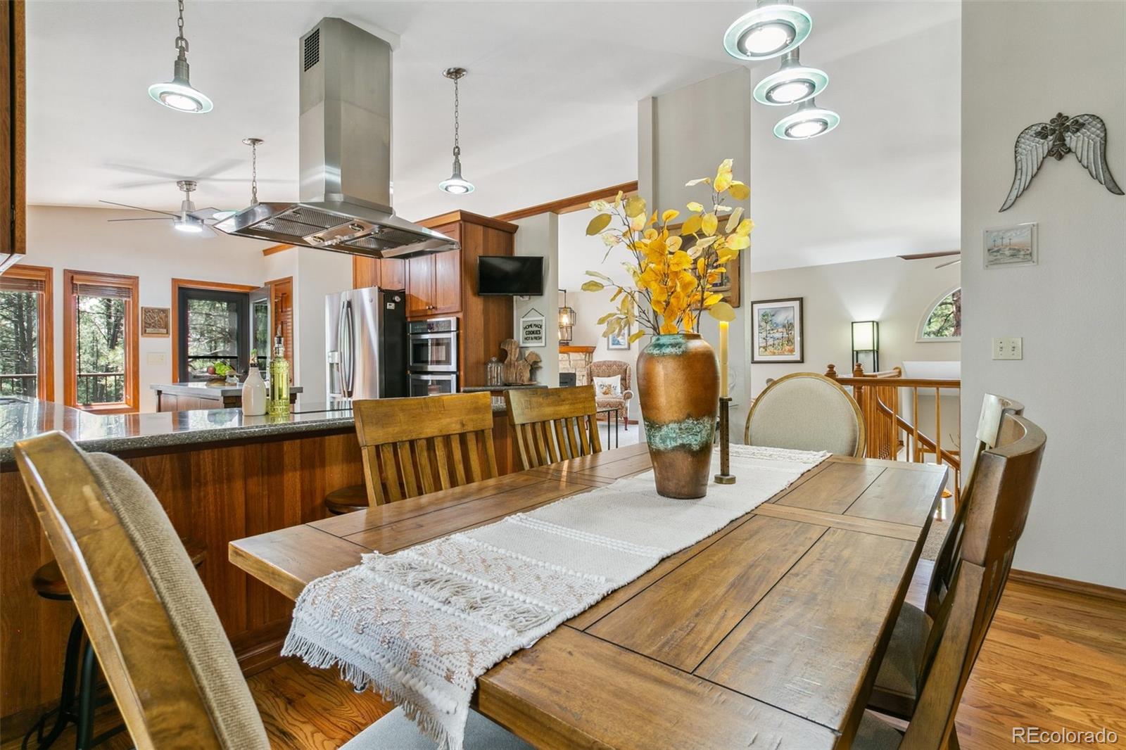 MLS Image #11 for 1350  spring valley drive,colorado springs, Colorado