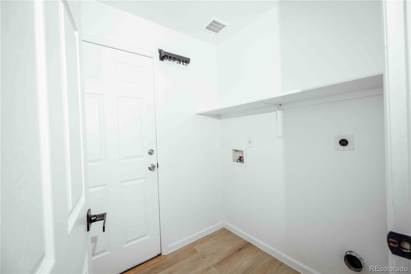 MLS Image #11 for 18656 e harvard drive,aurora, Colorado