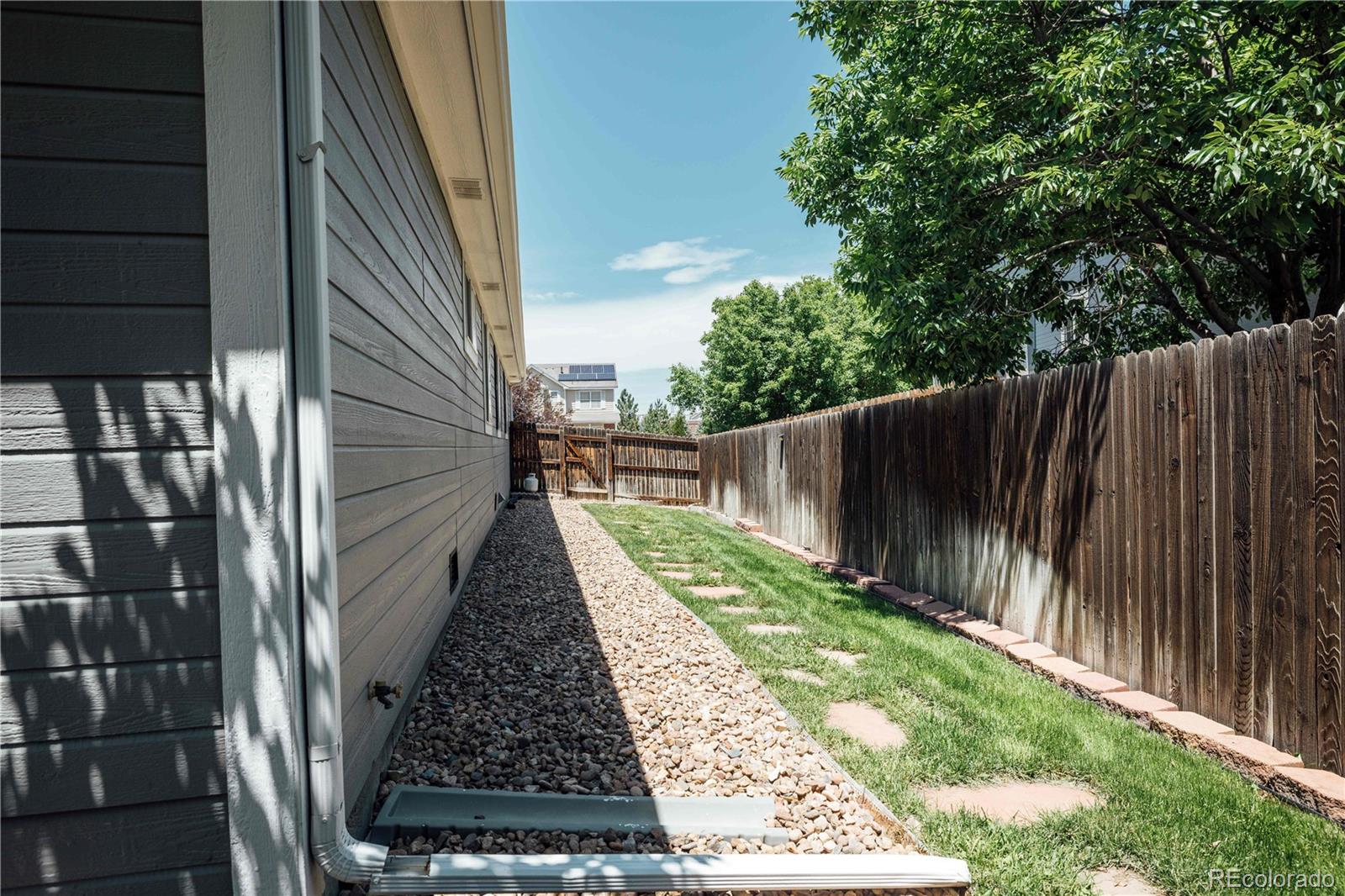 MLS Image #38 for 18656 e harvard drive,aurora, Colorado