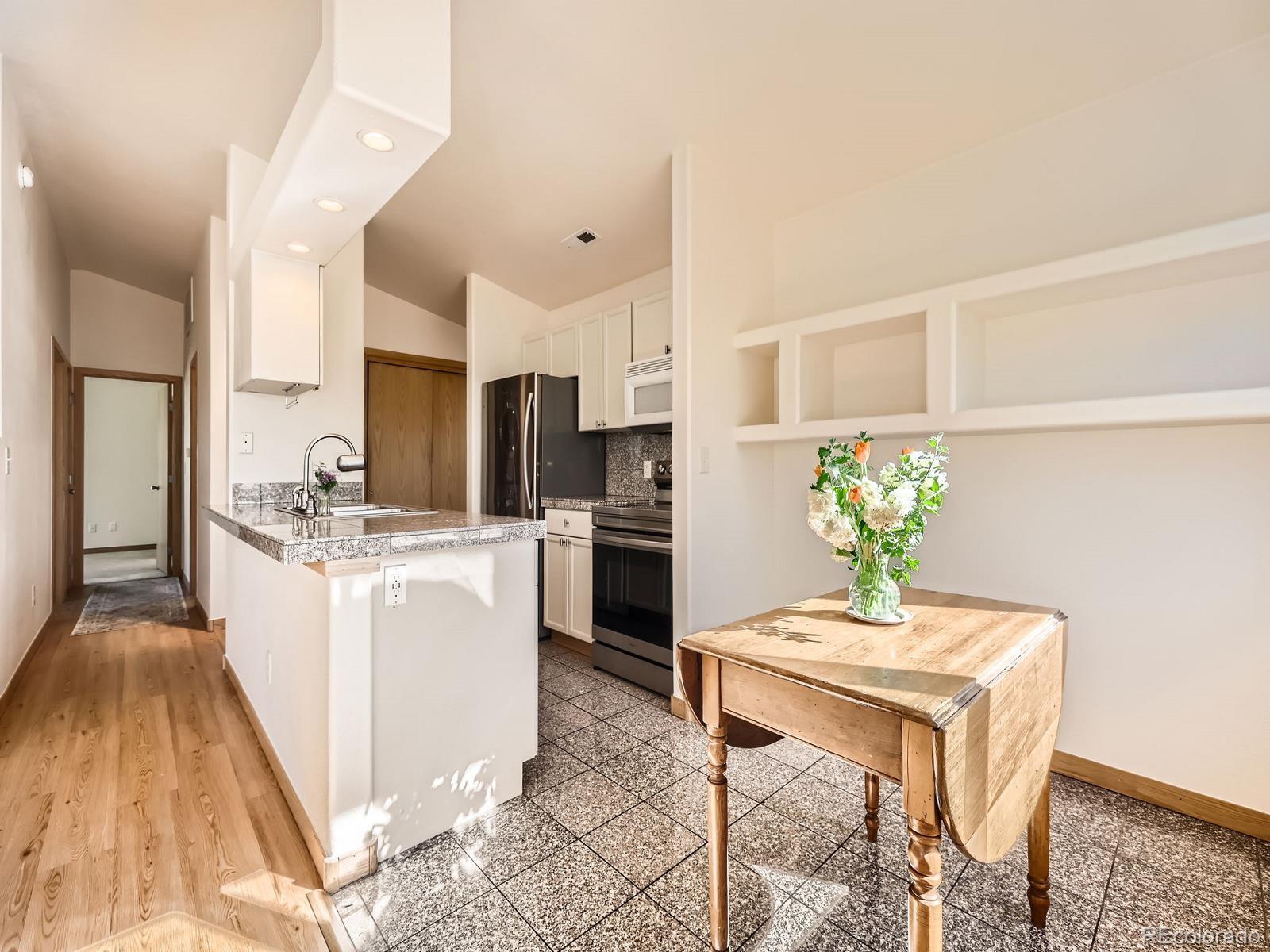 MLS Image #5 for 40  cove boulevard,dillon, Colorado