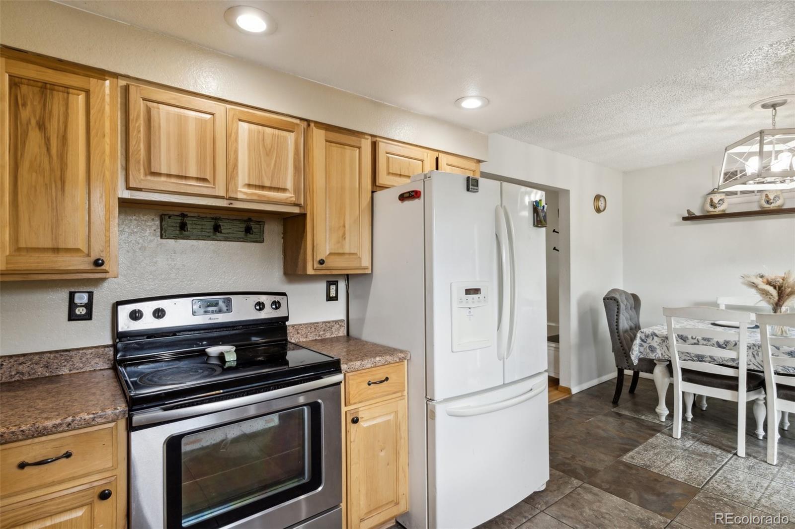 MLS Image #6 for 4035  cantrell drive,colorado springs, Colorado