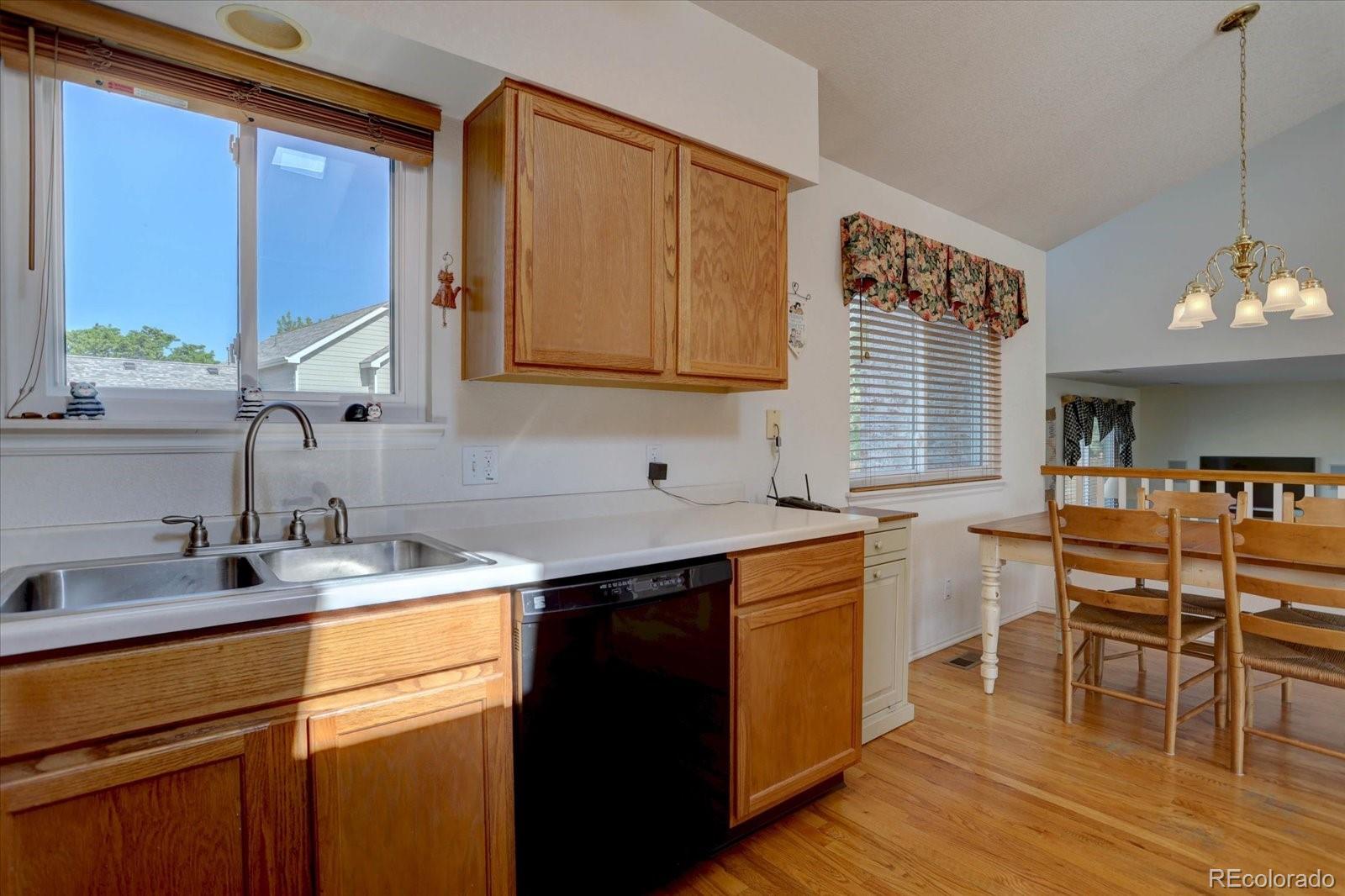 MLS Image #9 for 2195 s espana street,aurora, Colorado