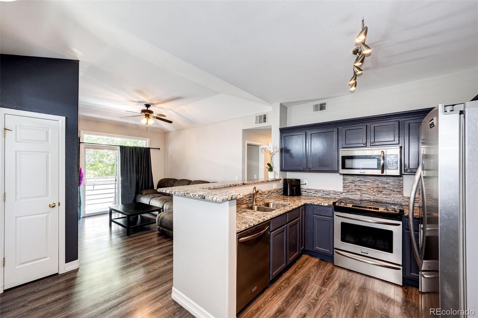 MLS Image #7 for 8500 e jefferson avenue,denver, Colorado