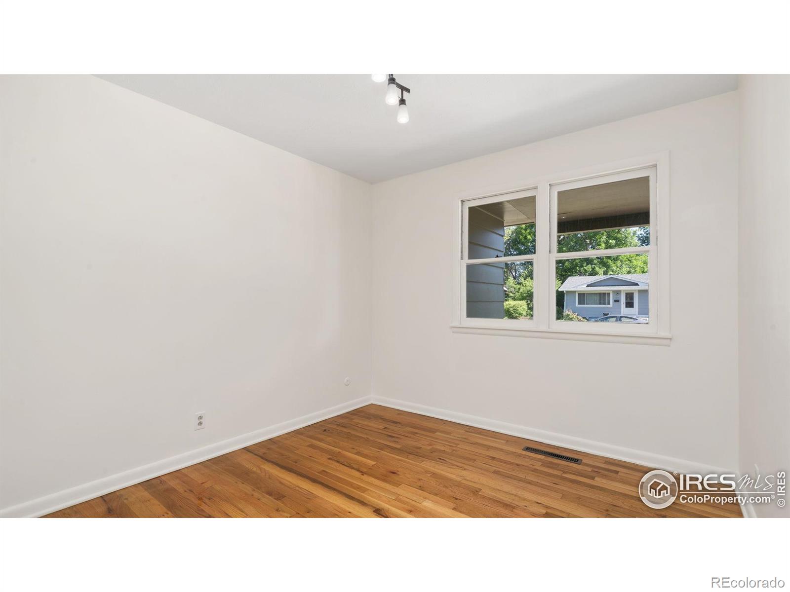 MLS Image #12 for 1605  collins court,fort collins, Colorado