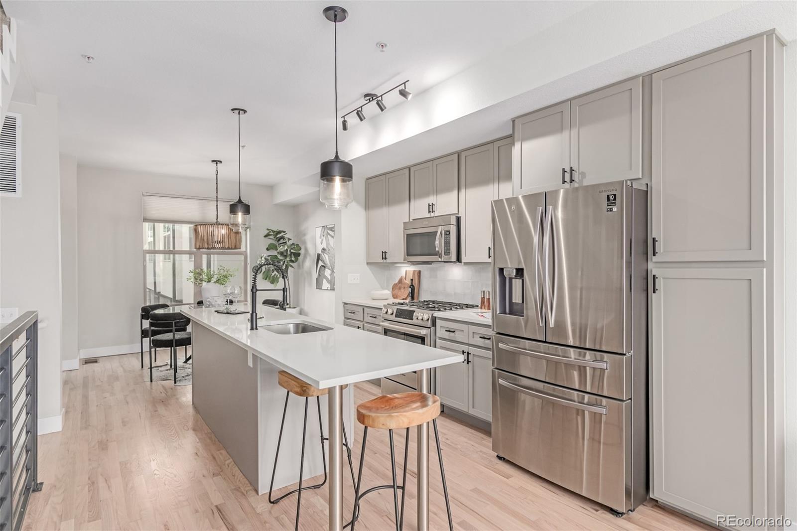 MLS Image #14 for 2436  welton street,denver, Colorado