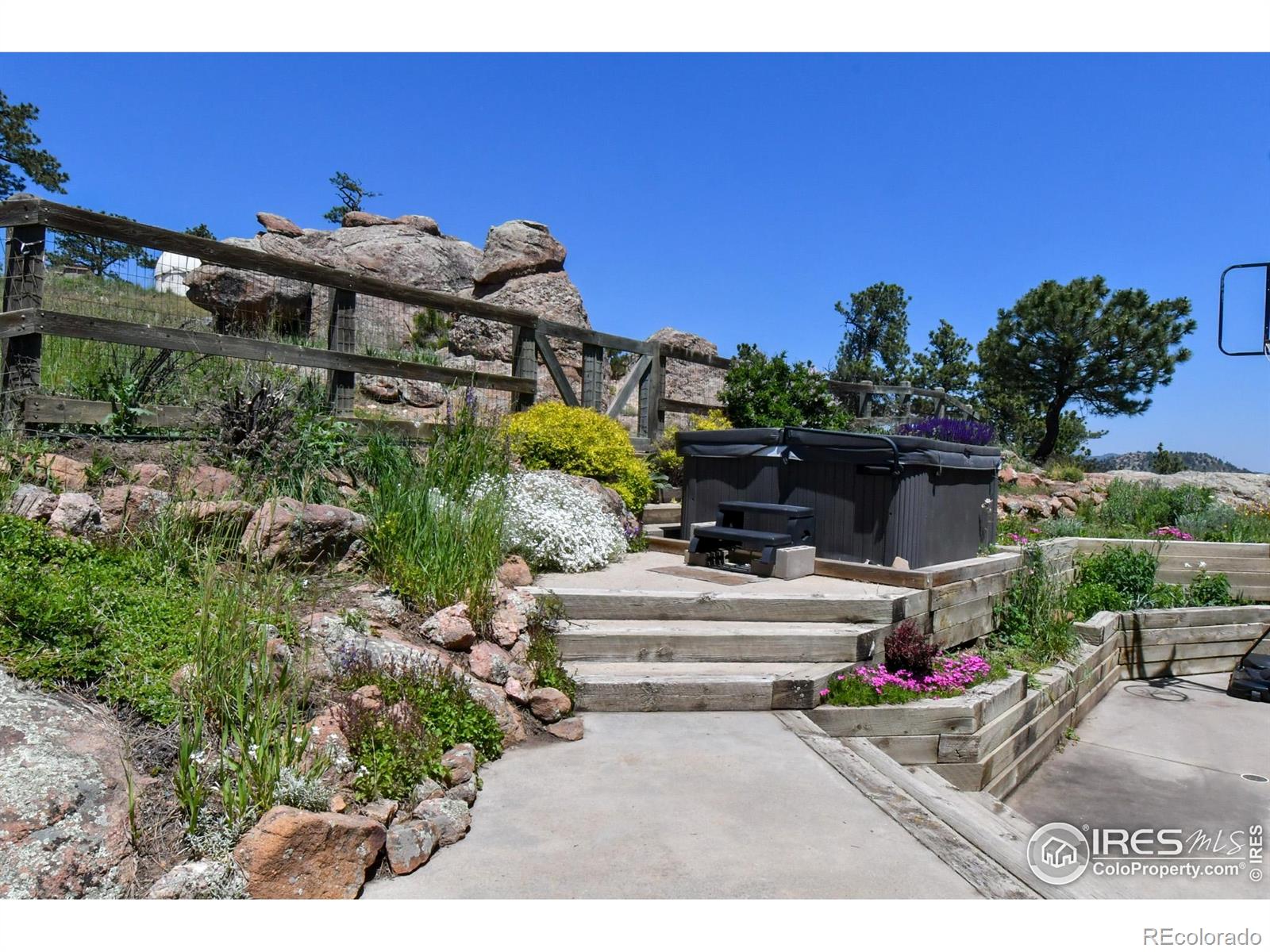 MLS Image #36 for 1960  colard lane,lyons, Colorado