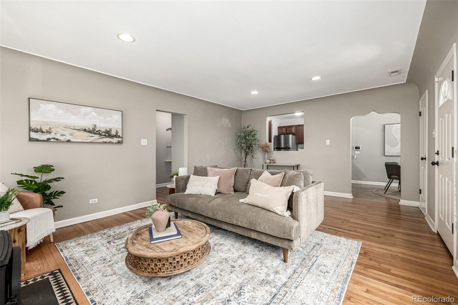 MLS Image #10 for 1635  poplar street,denver, Colorado