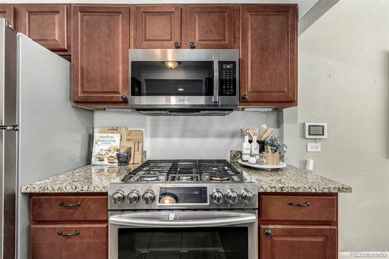 MLS Image #17 for 1635  poplar street,denver, Colorado