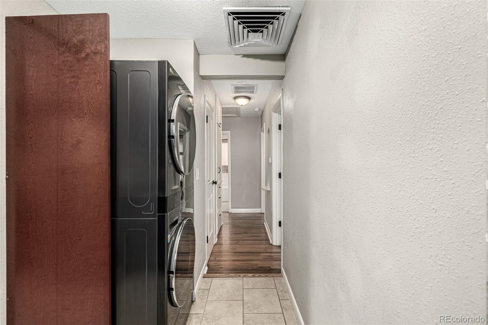 MLS Image #25 for 1635  poplar street,denver, Colorado