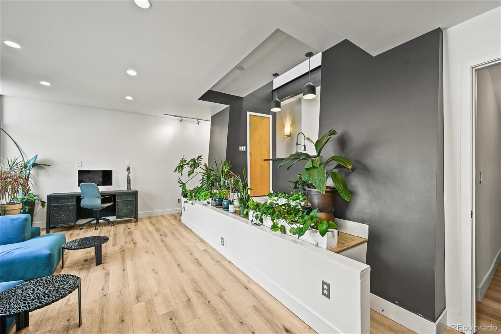 MLS Image #6 for 2565  champa street ,denver, Colorado
