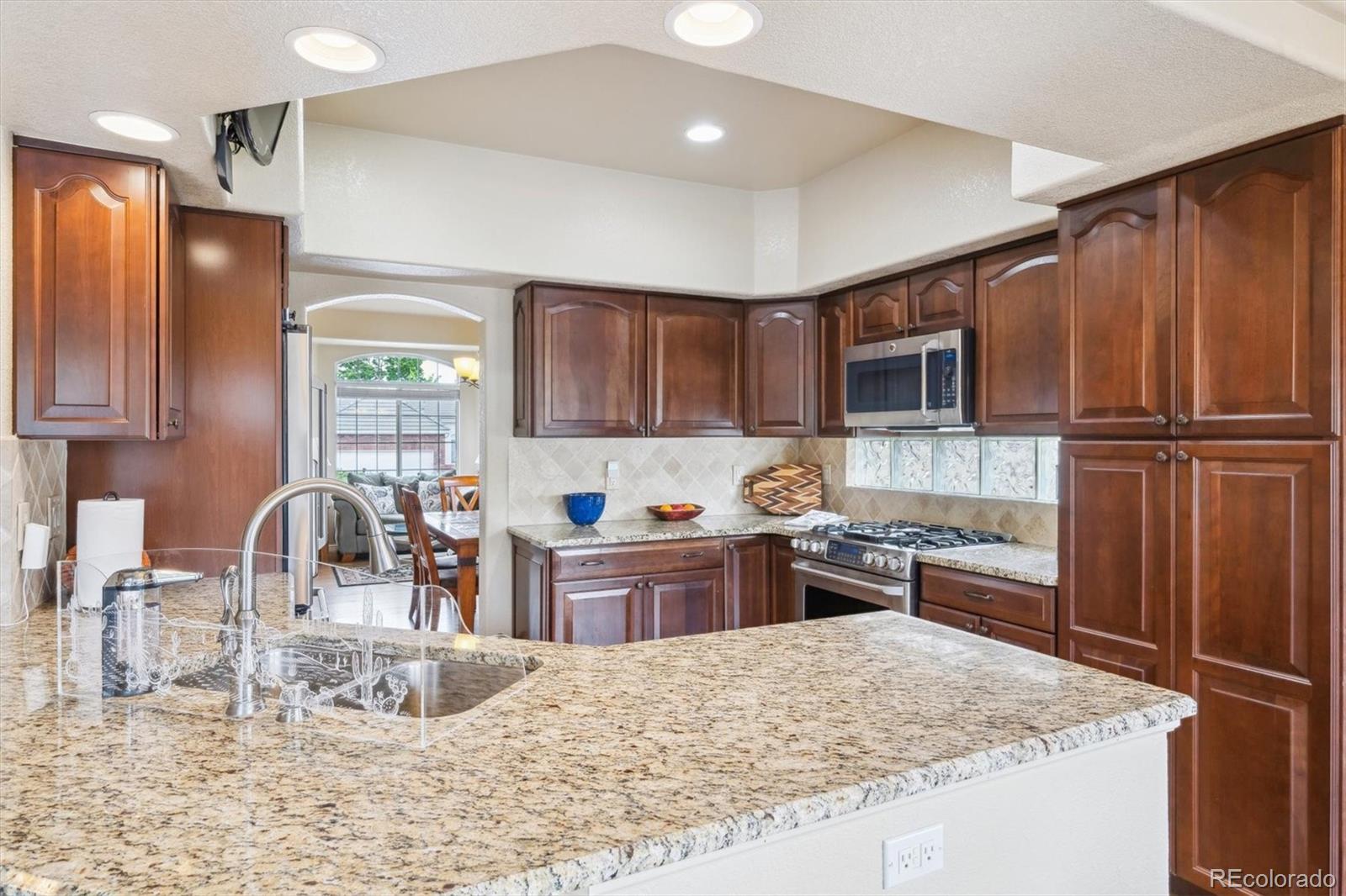 MLS Image #4 for 3305  white oak lane,highlands ranch, Colorado