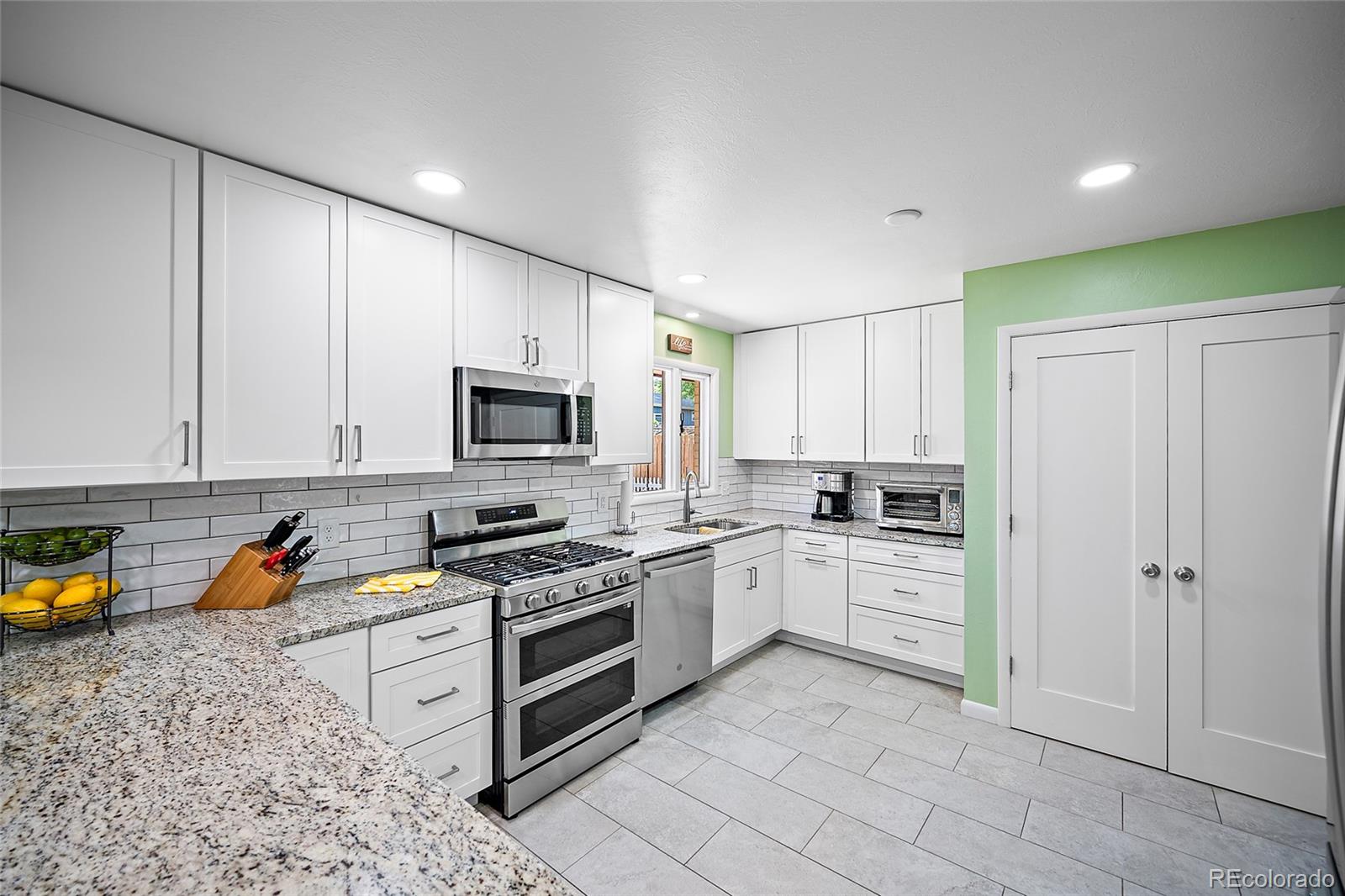 MLS Image #8 for 3010  drakestone drive,colorado springs, Colorado