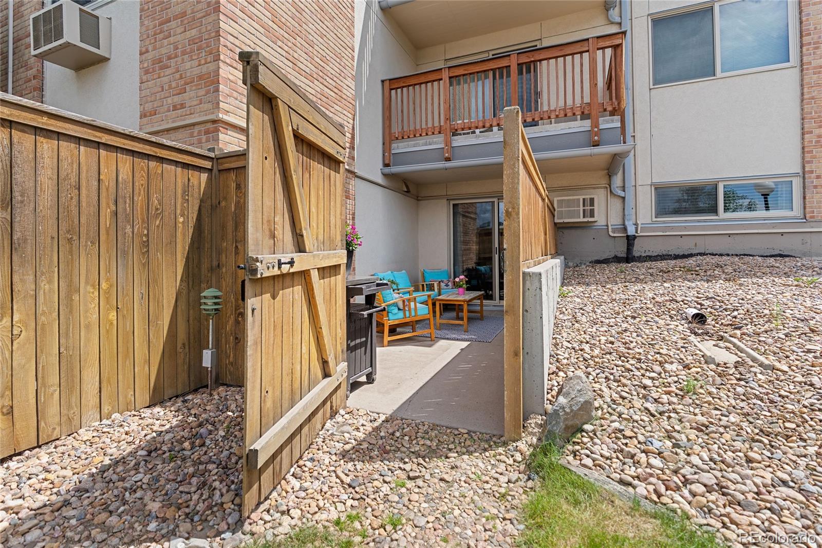 MLS Image #26 for 2835 s monaco parkway,denver, Colorado