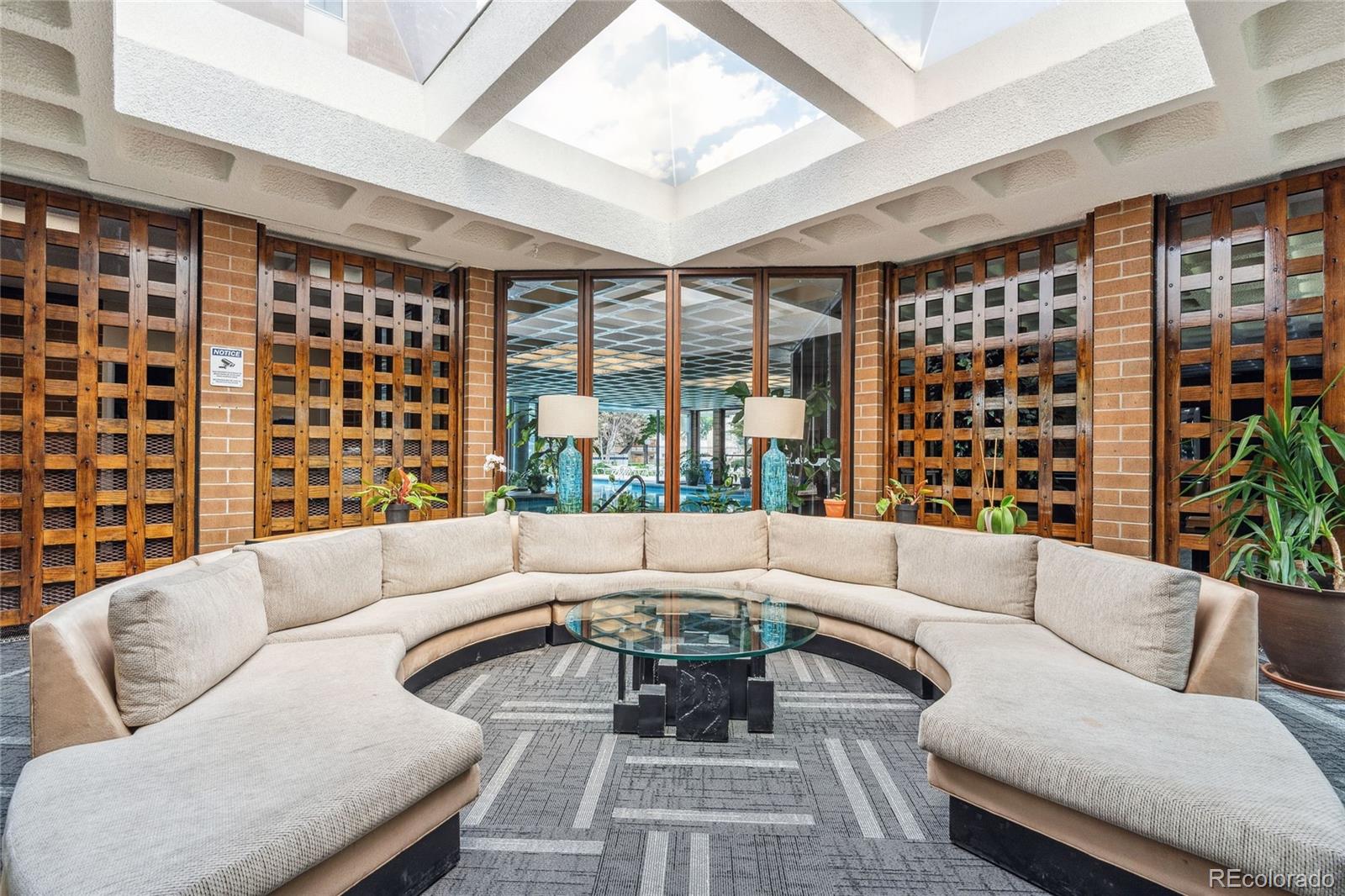 MLS Image #29 for 2835 s monaco parkway,denver, Colorado