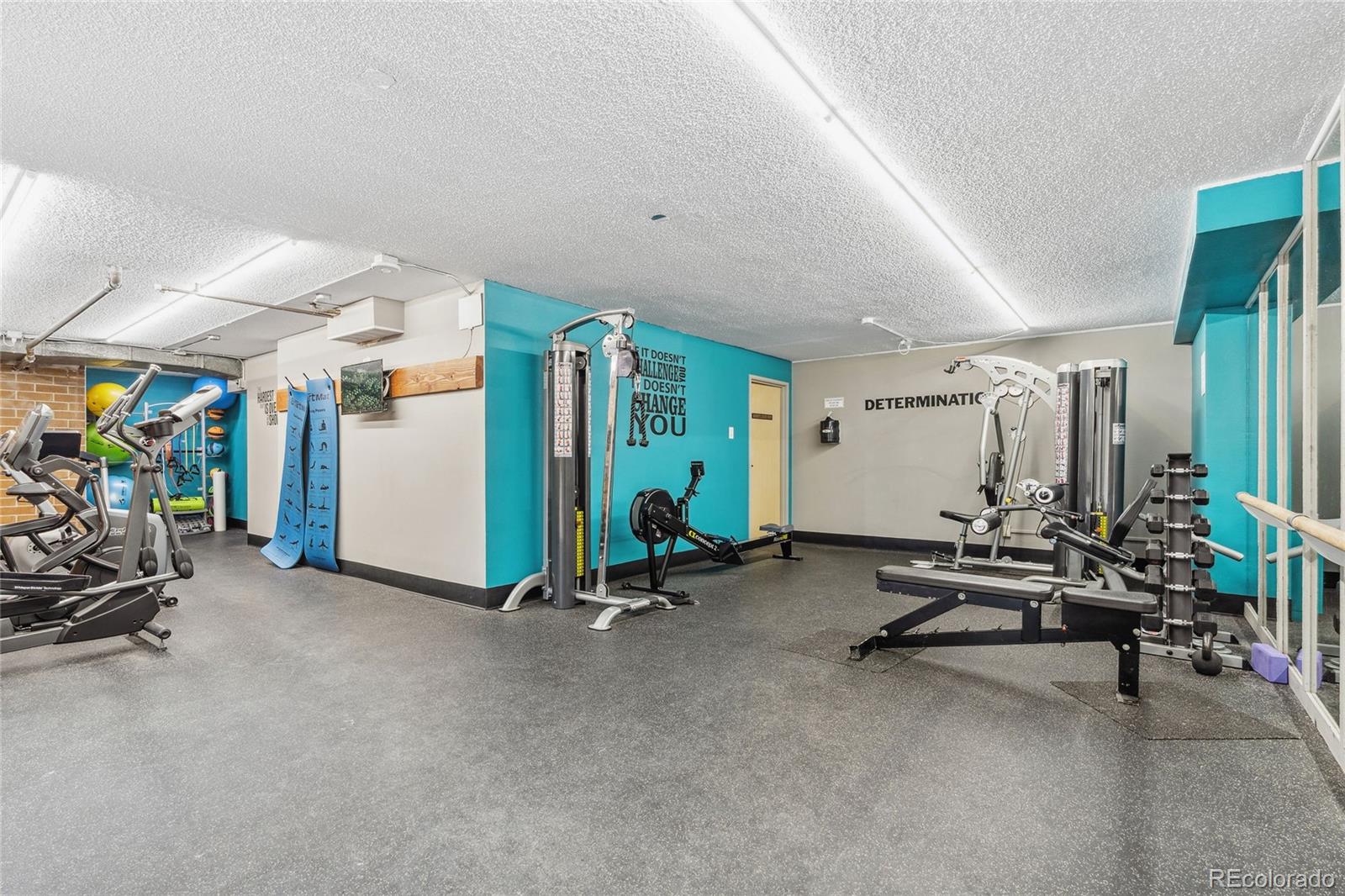 MLS Image #30 for 2835 s monaco parkway,denver, Colorado