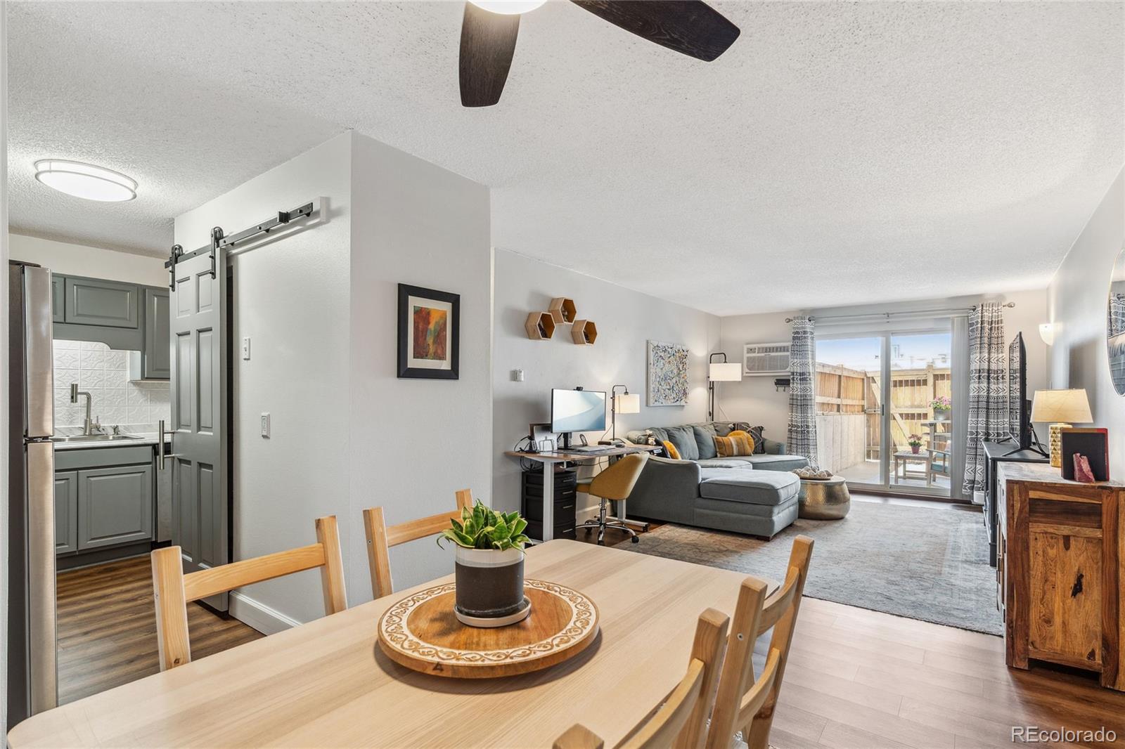 MLS Image #9 for 2835 s monaco parkway,denver, Colorado