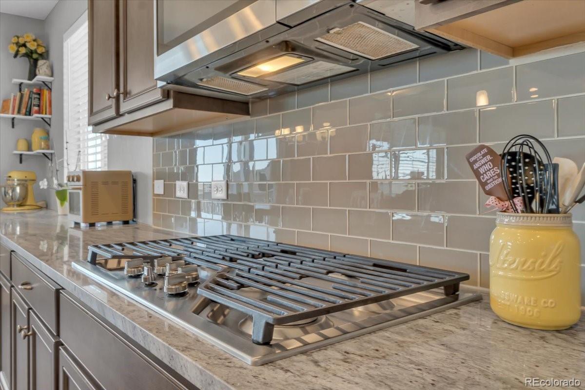 MLS Image #8 for 23913 e swallow circle,aurora, Colorado