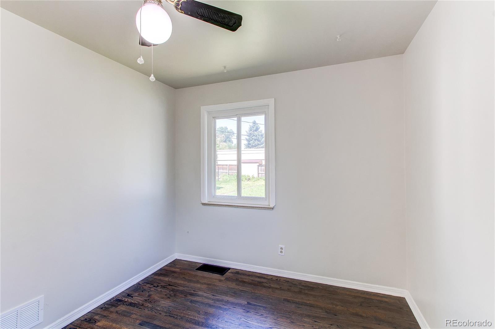 MLS Image #16 for 3311 s eudora street,denver, Colorado