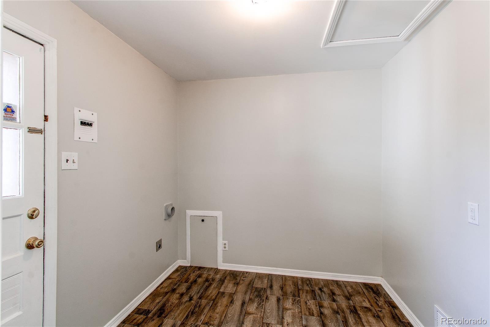 MLS Image #22 for 3311 s eudora street,denver, Colorado
