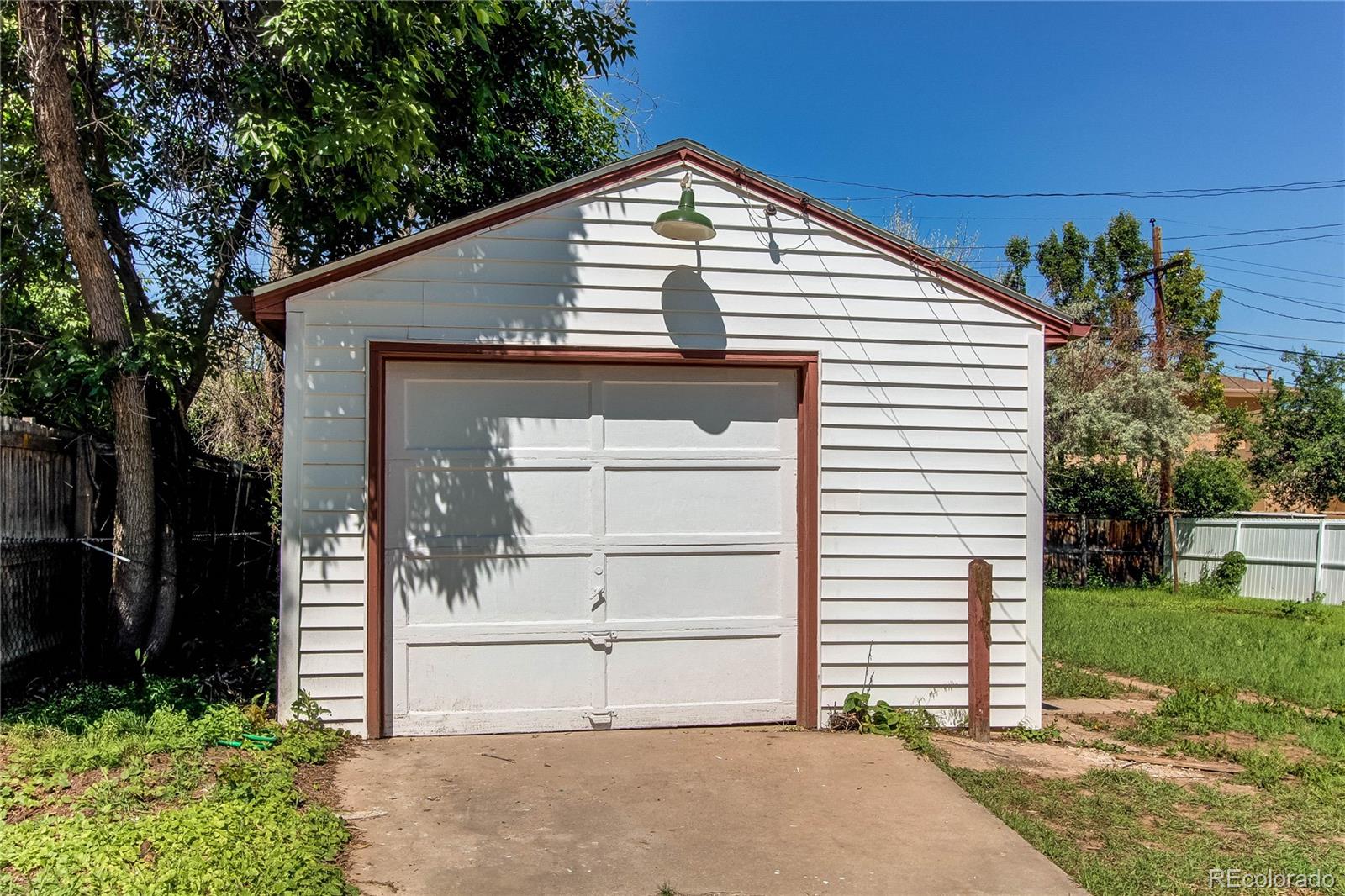 MLS Image #3 for 3311 s eudora street,denver, Colorado