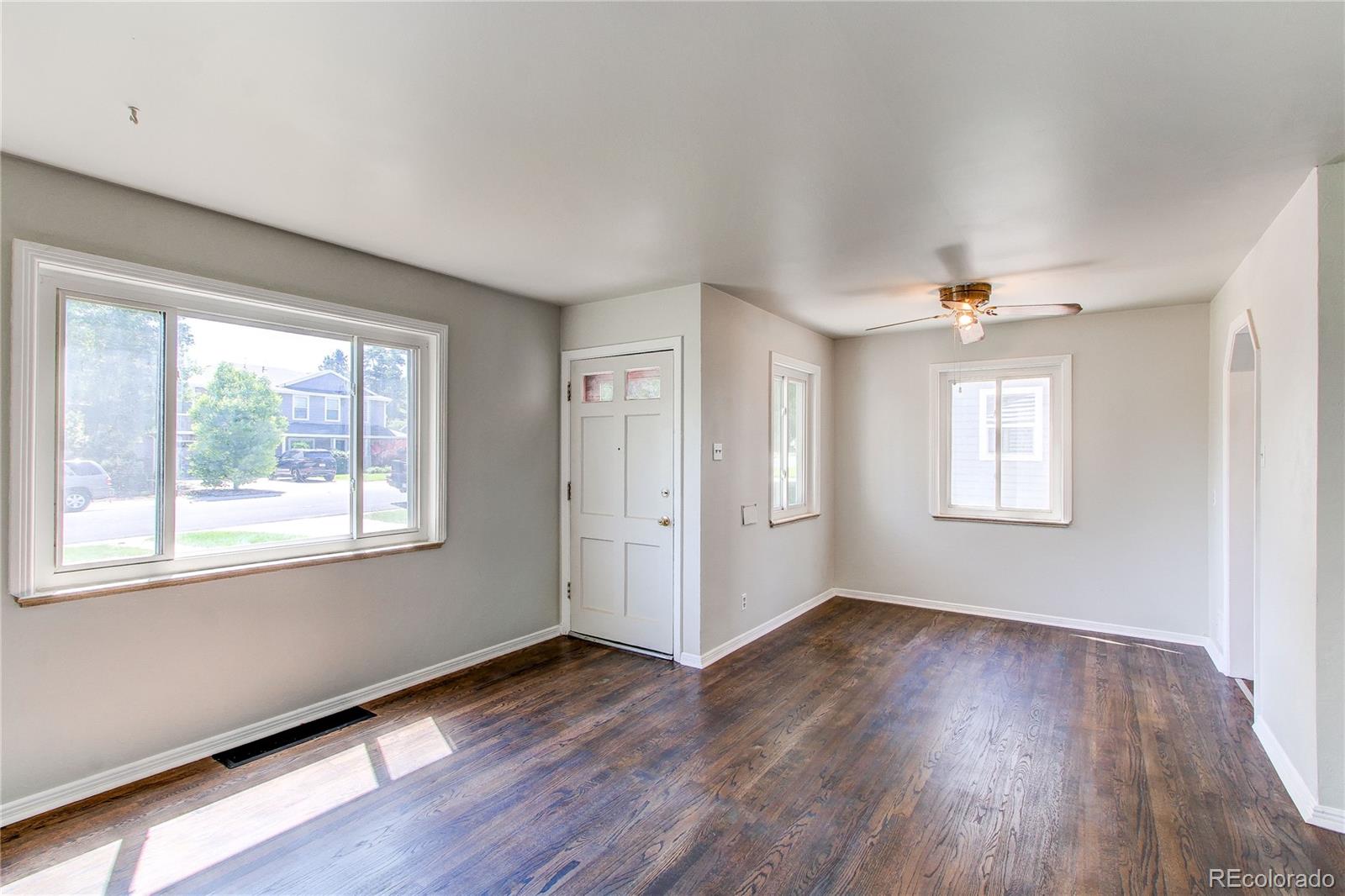 MLS Image #7 for 3311 s eudora street,denver, Colorado