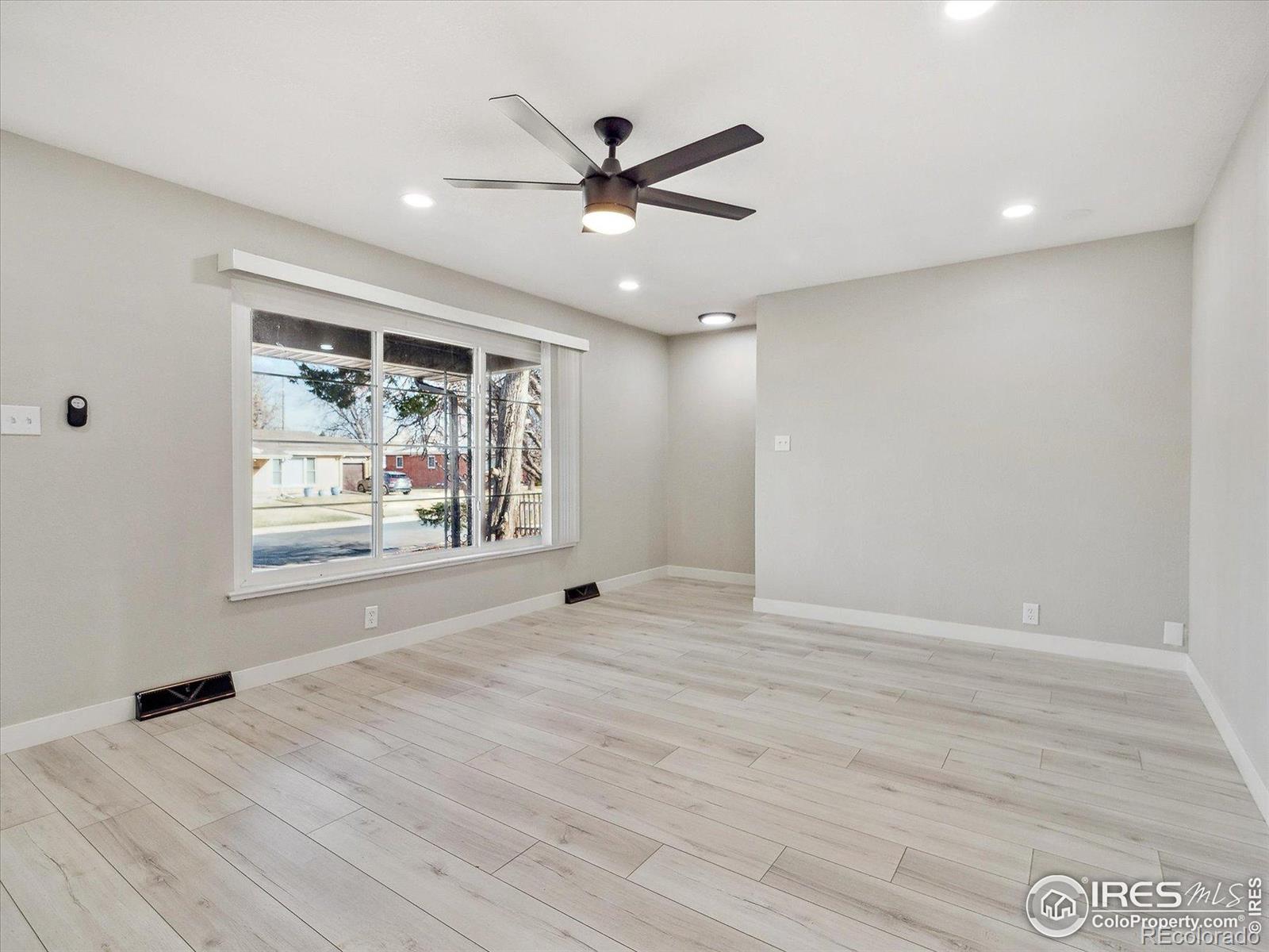 MLS Image #4 for 1475 s eaton street,lakewood, Colorado