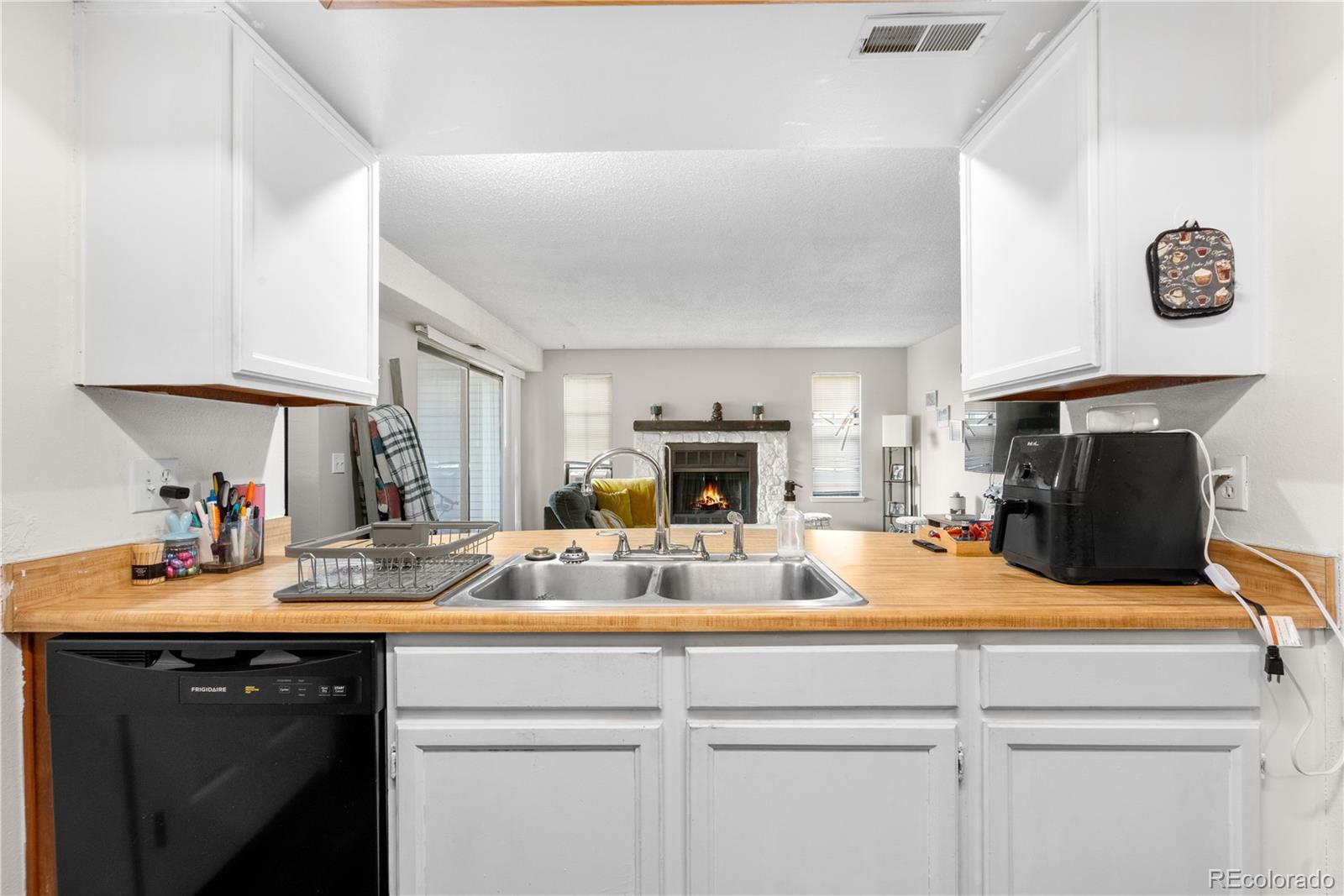 MLS Image #2 for 16001 e alaska place 12,aurora, Colorado