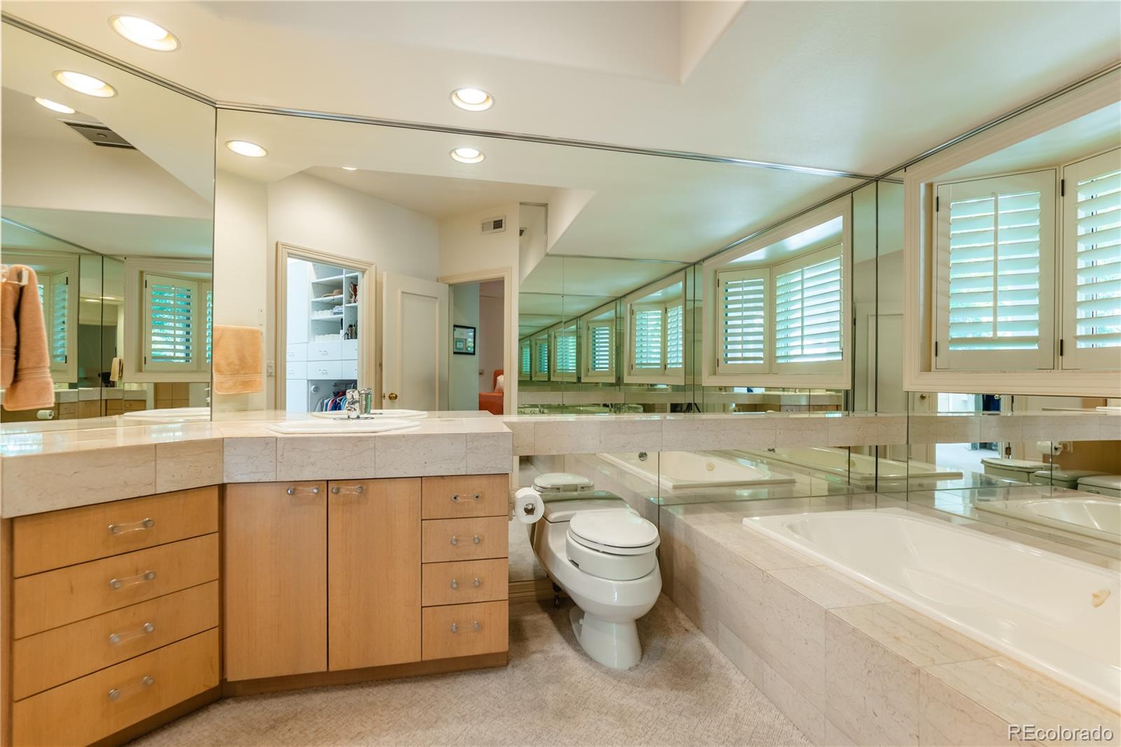 MLS Image #23 for 400 s steele street,denver, Colorado
