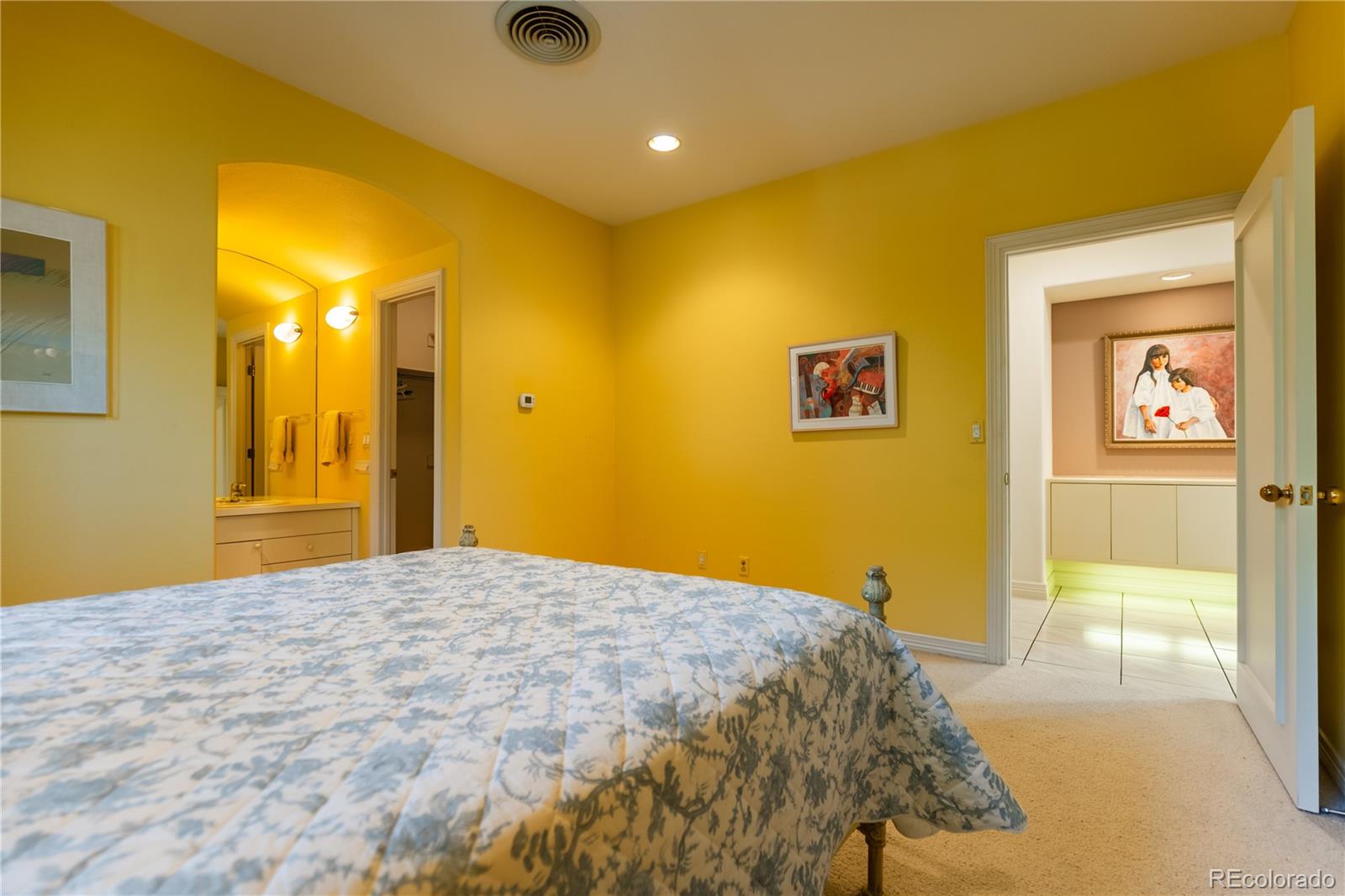 MLS Image #30 for 400 s steele street,denver, Colorado