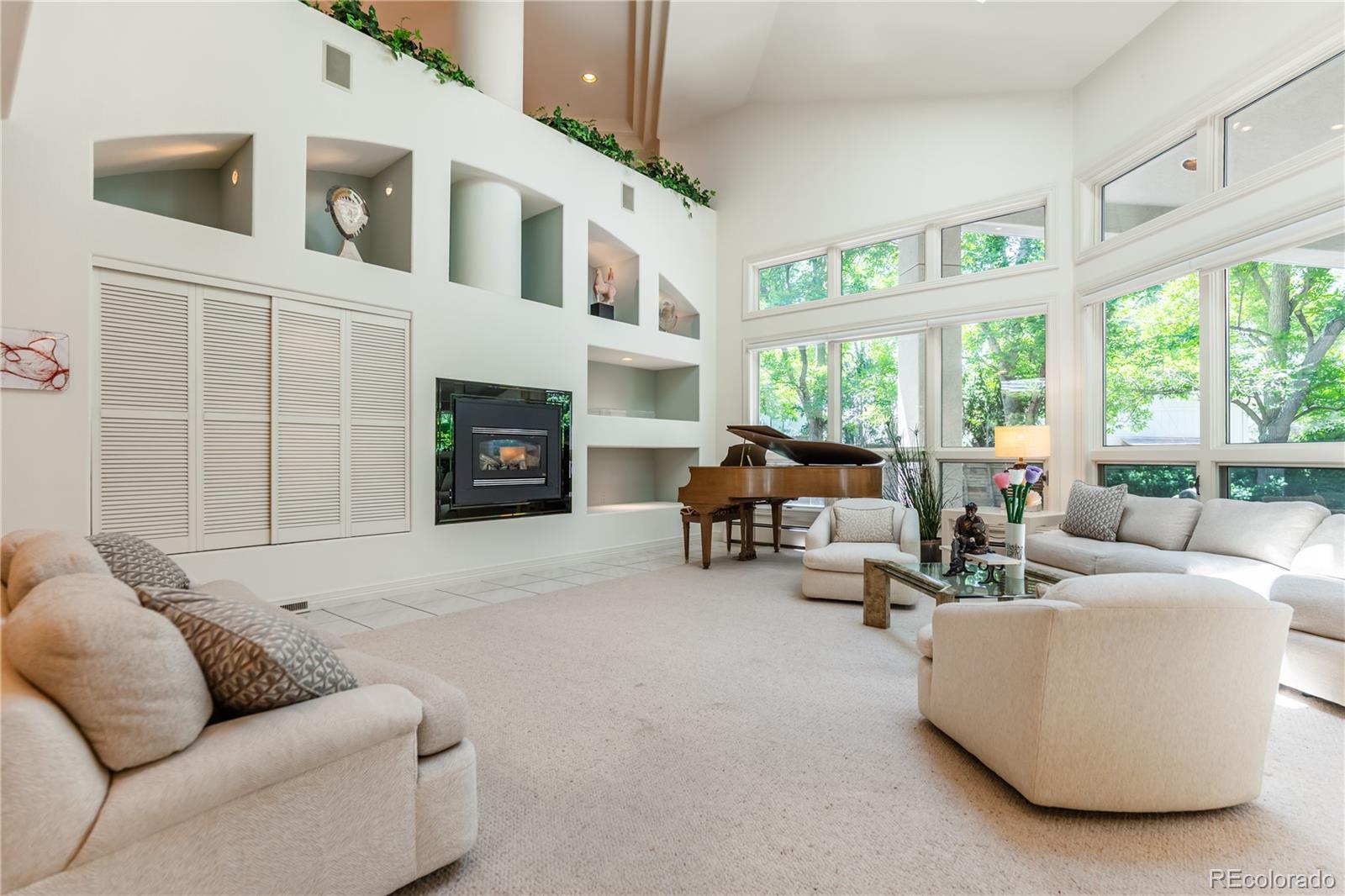 MLS Image #4 for 400 s steele street,denver, Colorado