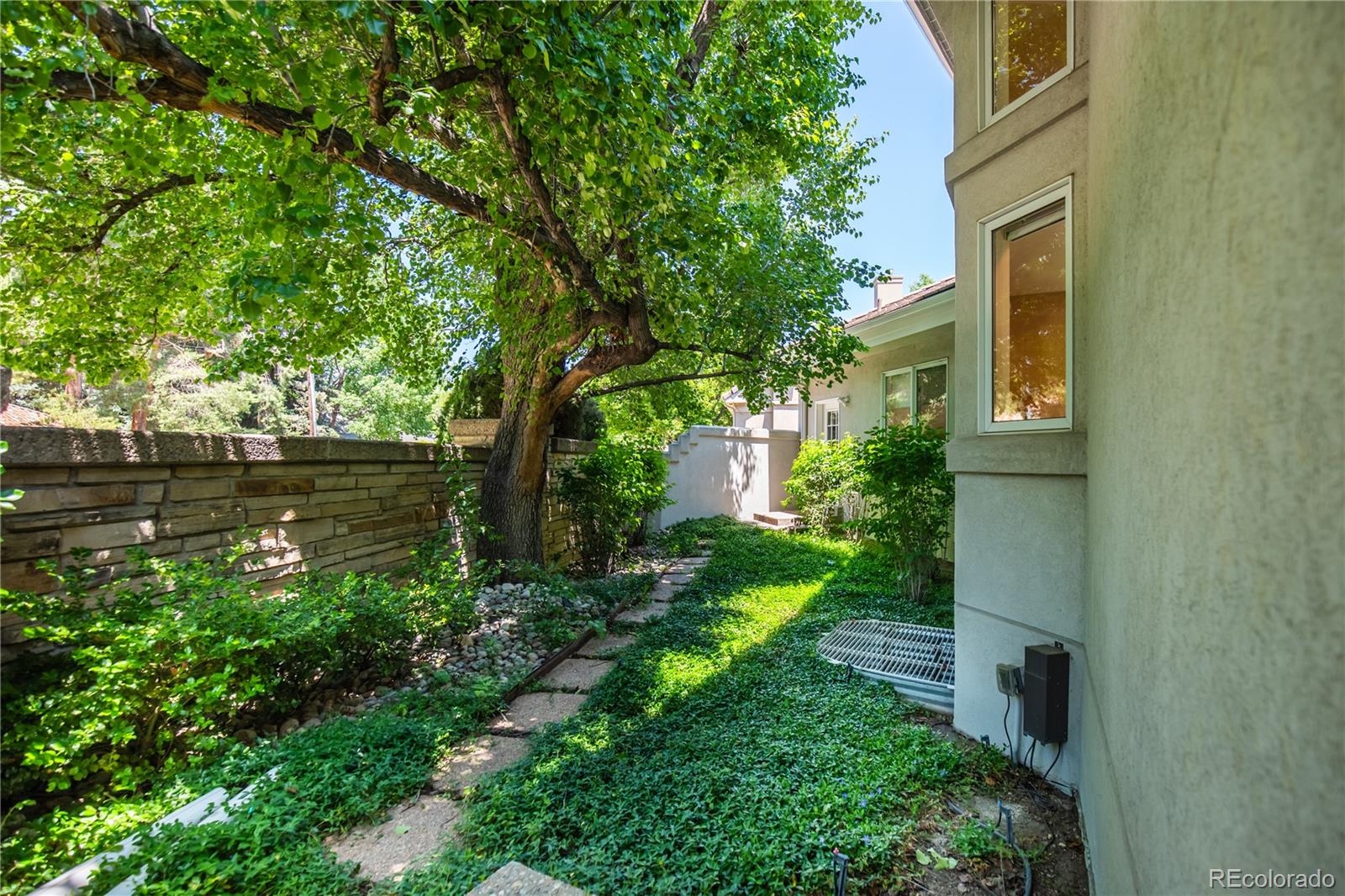 MLS Image #45 for 400 s steele street,denver, Colorado