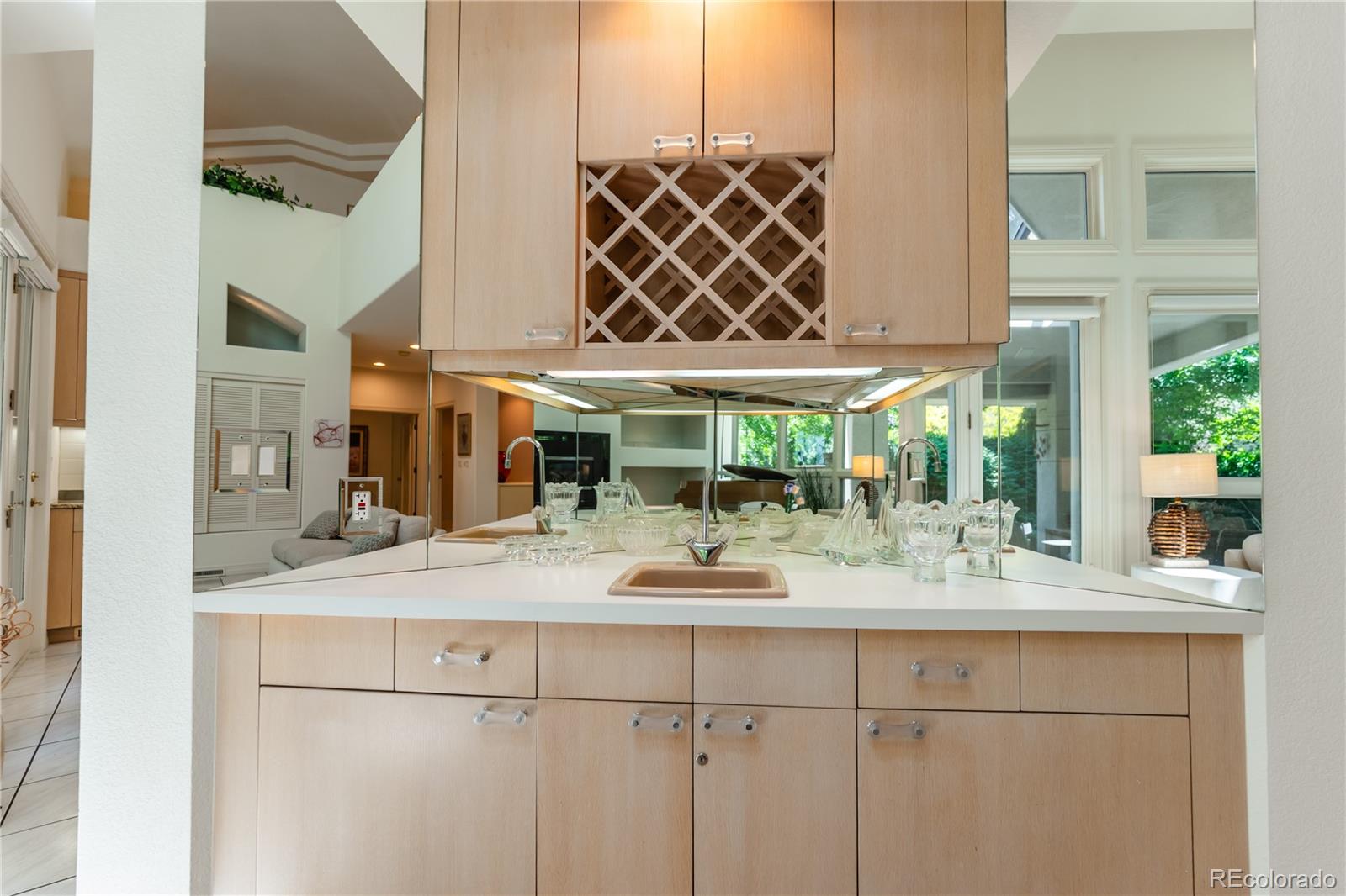 MLS Image #7 for 400 s steele street,denver, Colorado