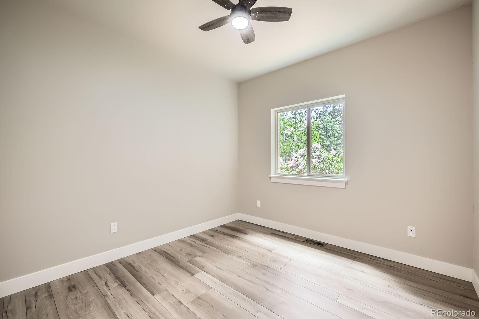 MLS Image #14 for 211 e pikes peak avenue,woodland park, Colorado