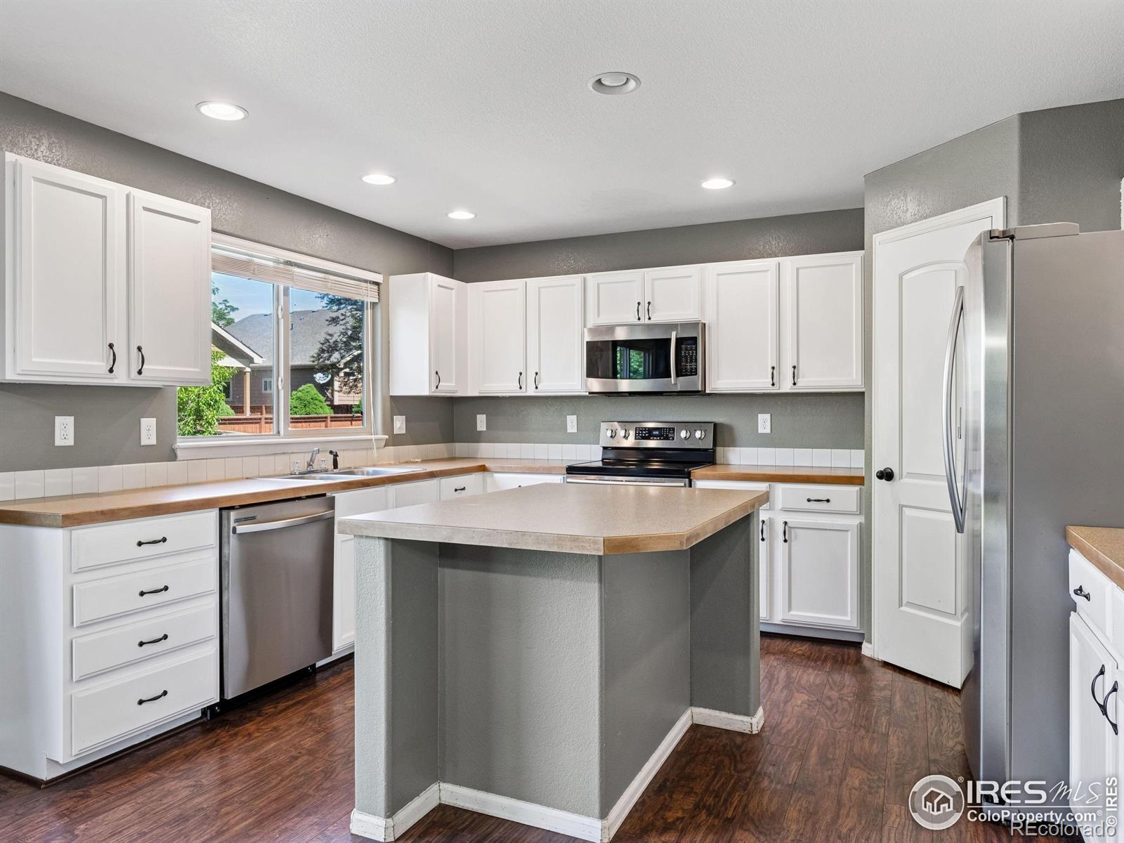 MLS Image #3 for 4715  wisconsin avenue,loveland, Colorado