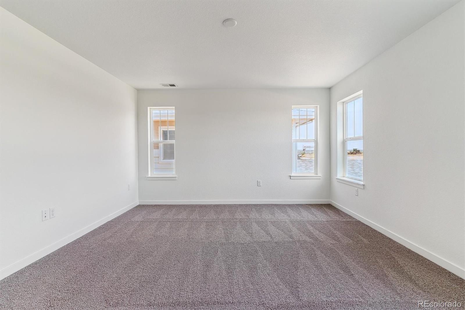 MLS Image #18 for 25284 e warren place,aurora, Colorado
