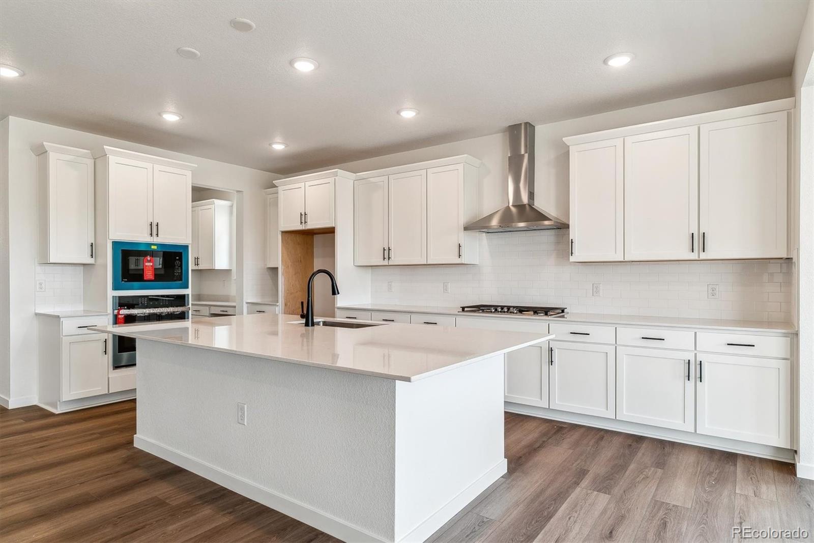 MLS Image #2 for 25284 e warren place,aurora, Colorado
