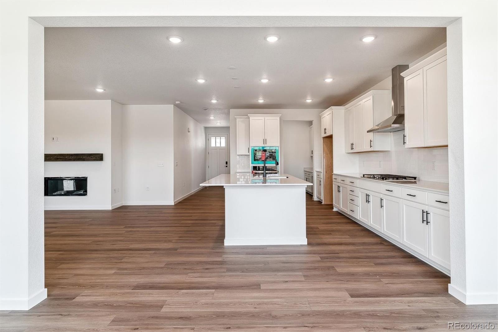 MLS Image #6 for 25284 e warren place,aurora, Colorado