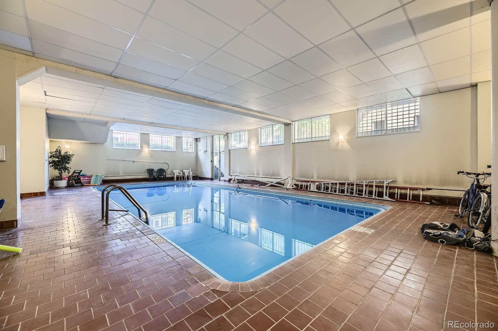 MLS Image #26 for 937 n clarkson street,denver, Colorado
