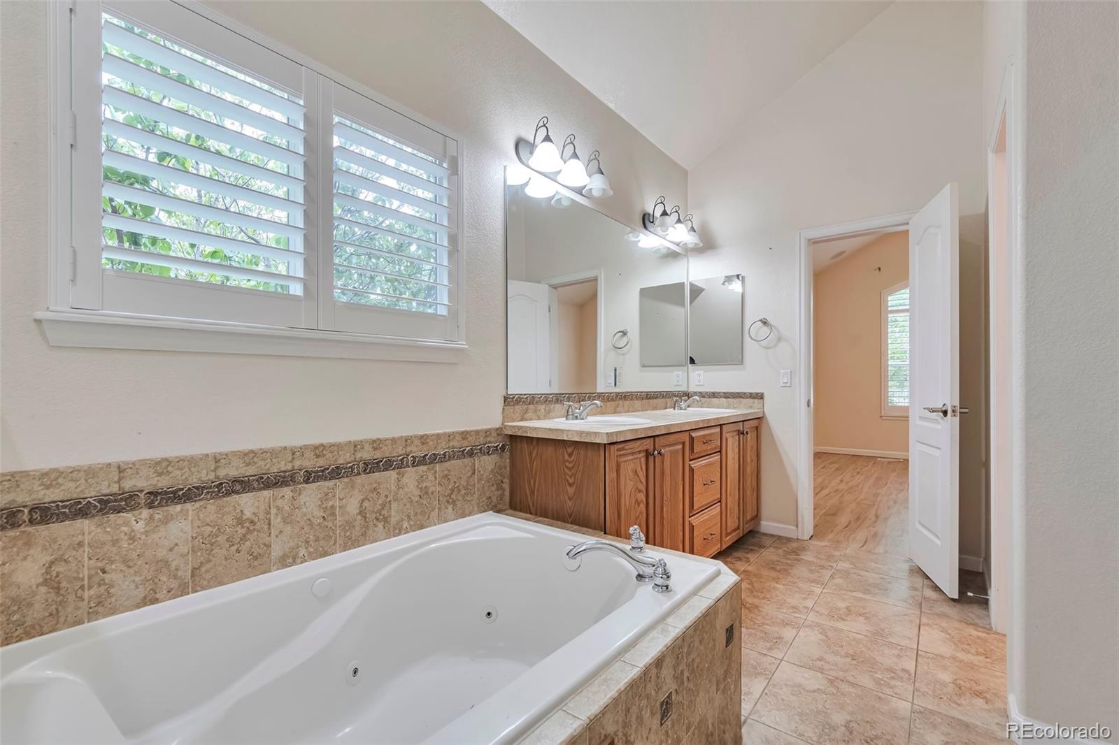 MLS Image #7 for 22834 e davies drive,aurora, Colorado