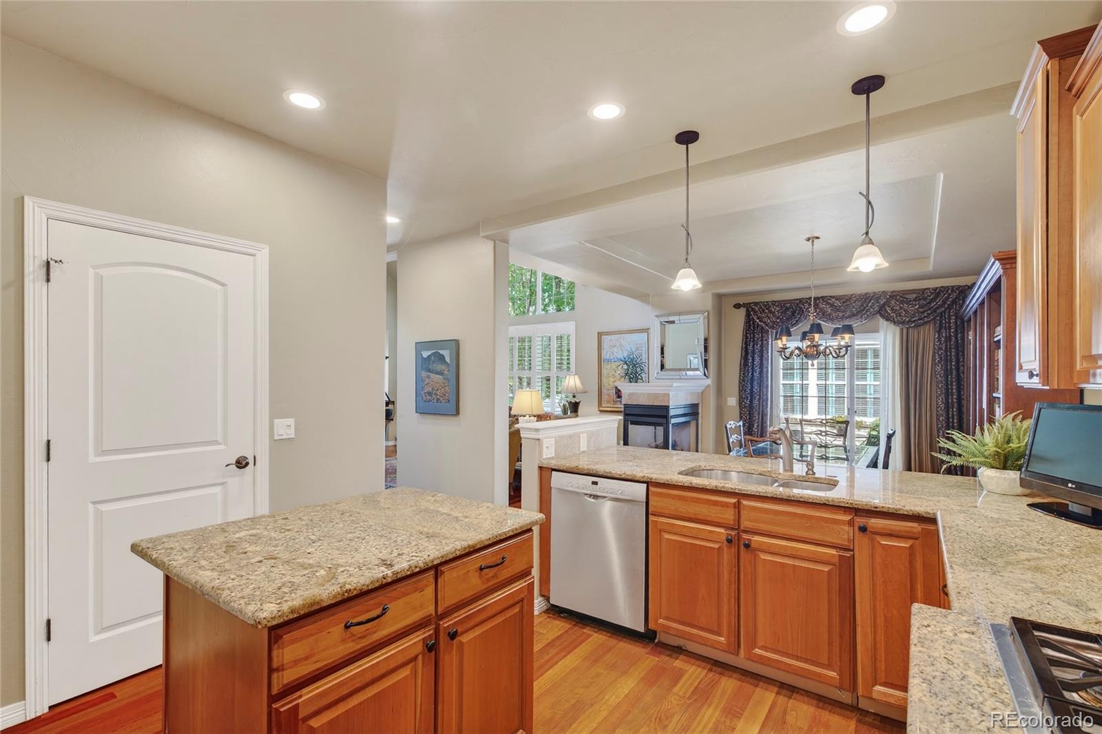 MLS Image #12 for 4545 s monaco street,denver, Colorado