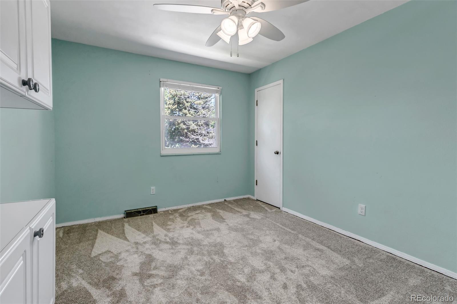 MLS Image #20 for 8696 e easter avenue,centennial, Colorado