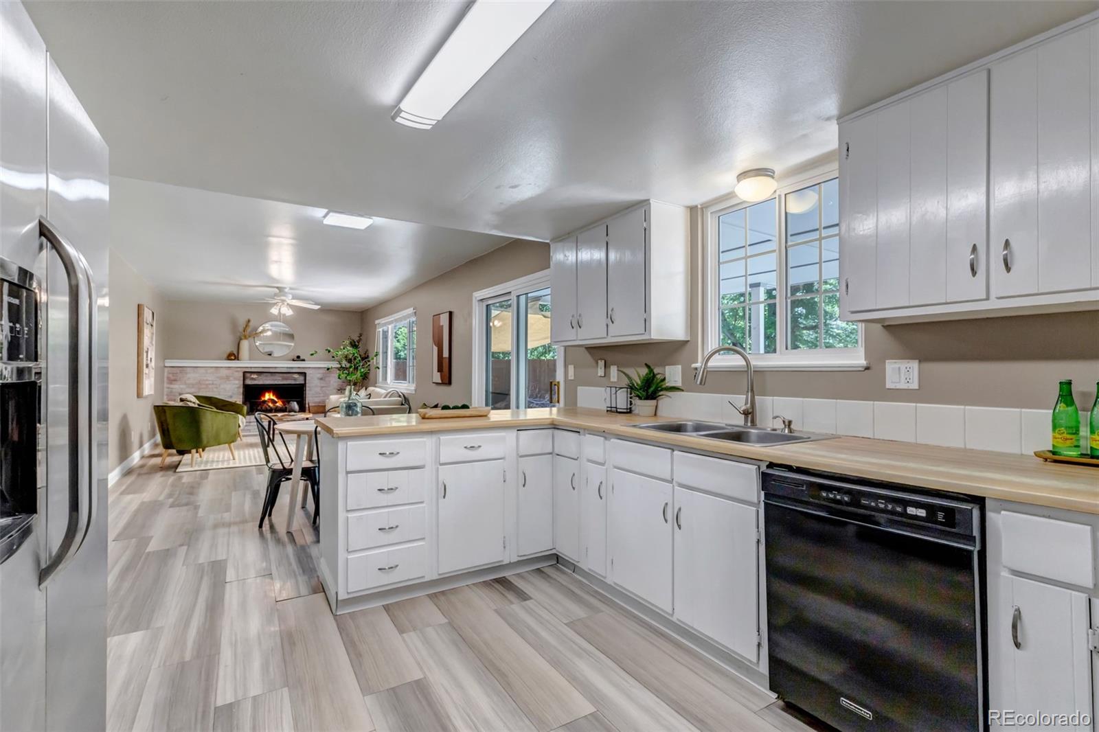 MLS Image #7 for 8696 e easter avenue,centennial, Colorado