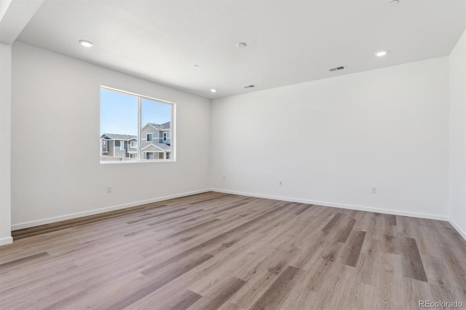 MLS Image #3 for 18971 e 96th place,commerce city, Colorado