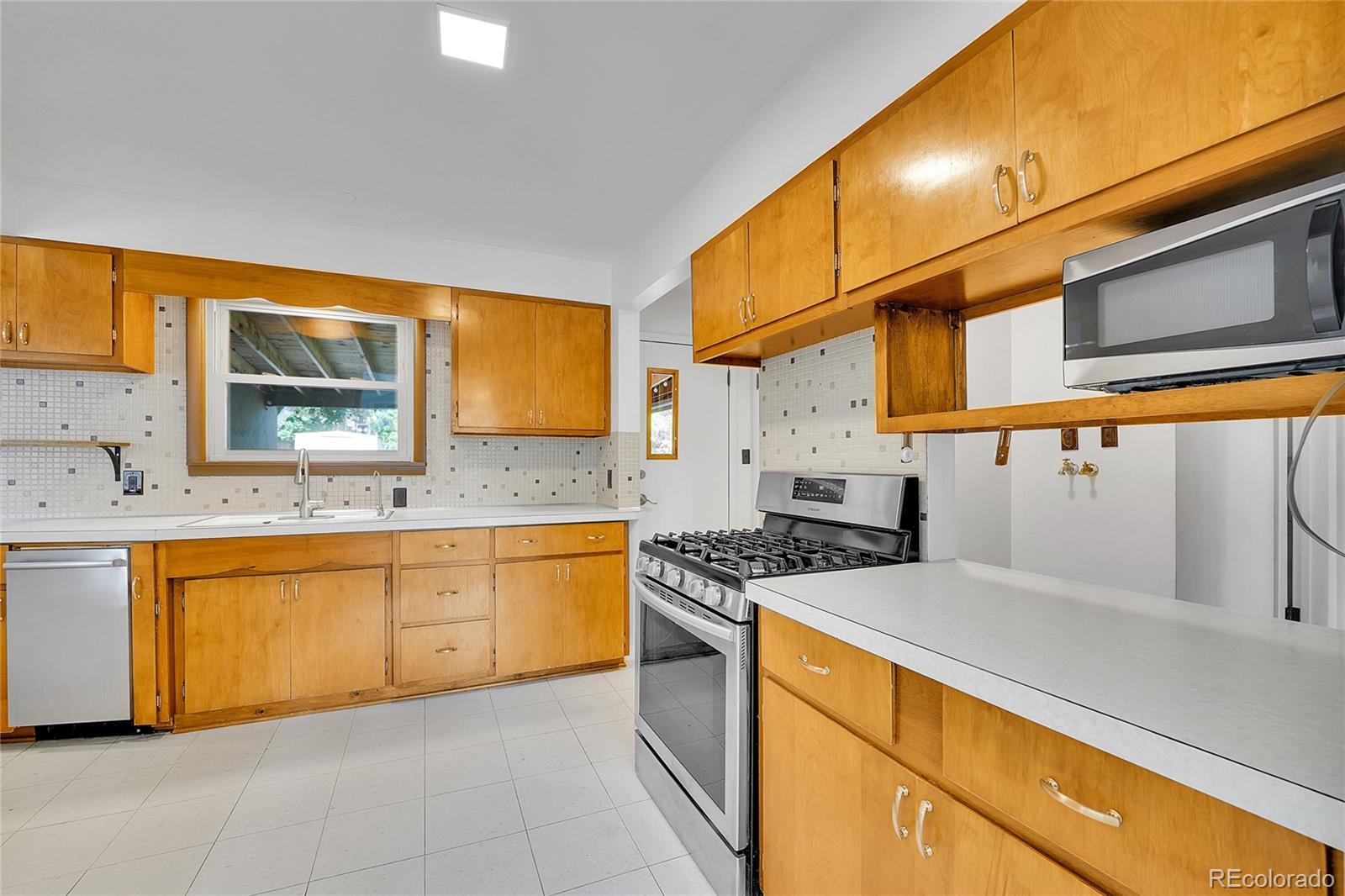 MLS Image #3 for 485 s pierson street,lakewood, Colorado