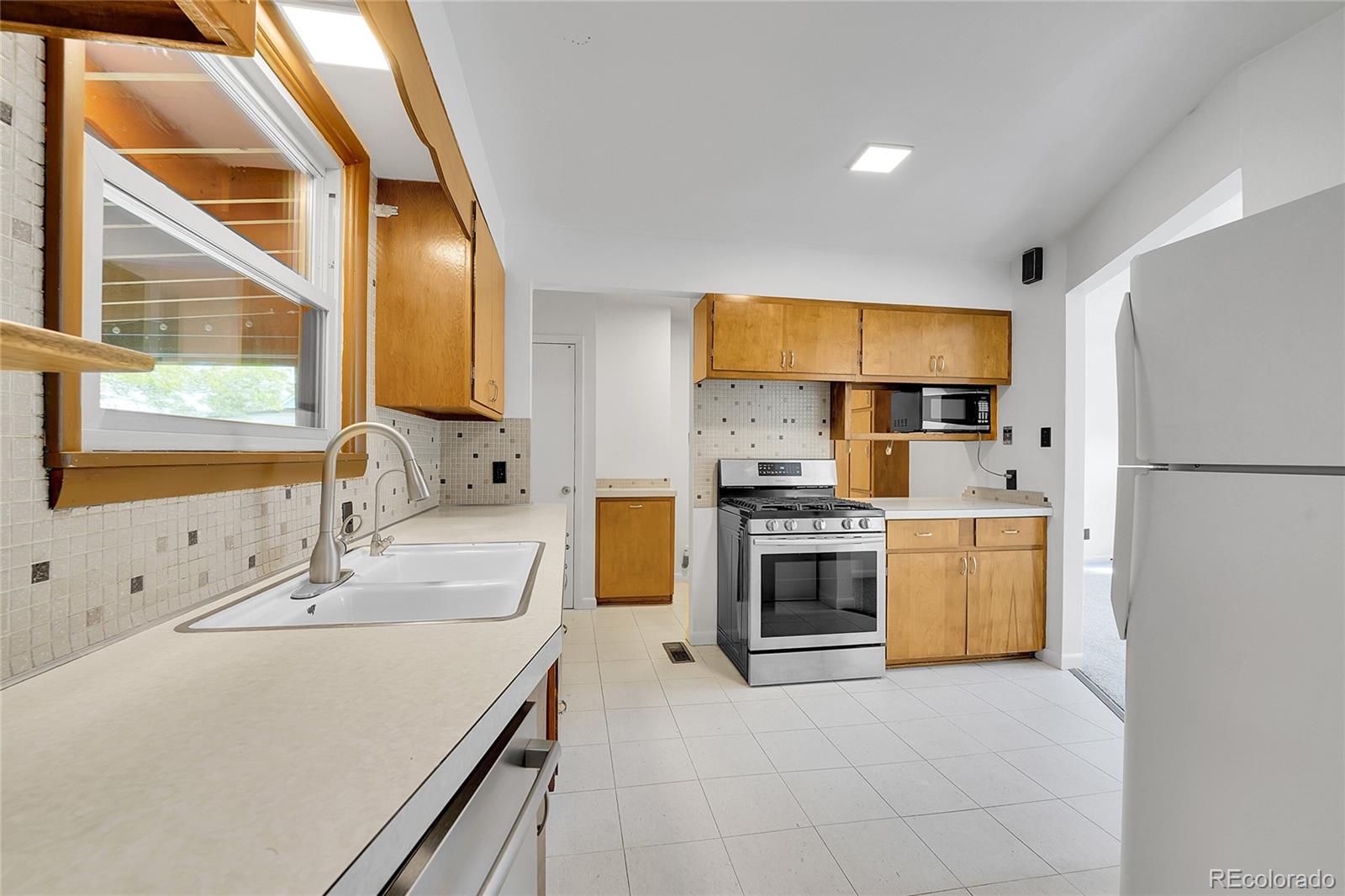 MLS Image #4 for 485 s pierson street,lakewood, Colorado