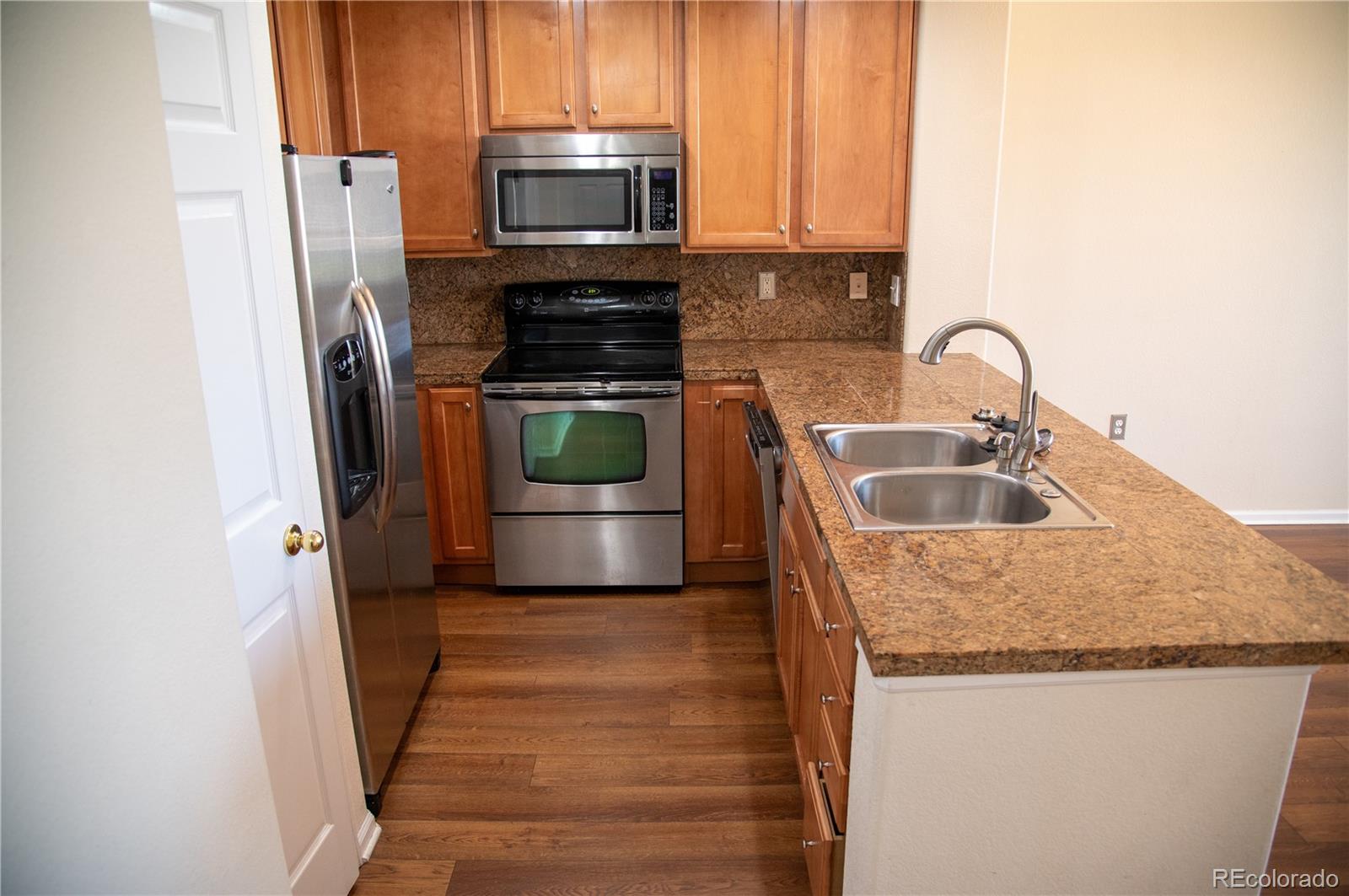 MLS Image #9 for 16180 e geddes lane,aurora, Colorado