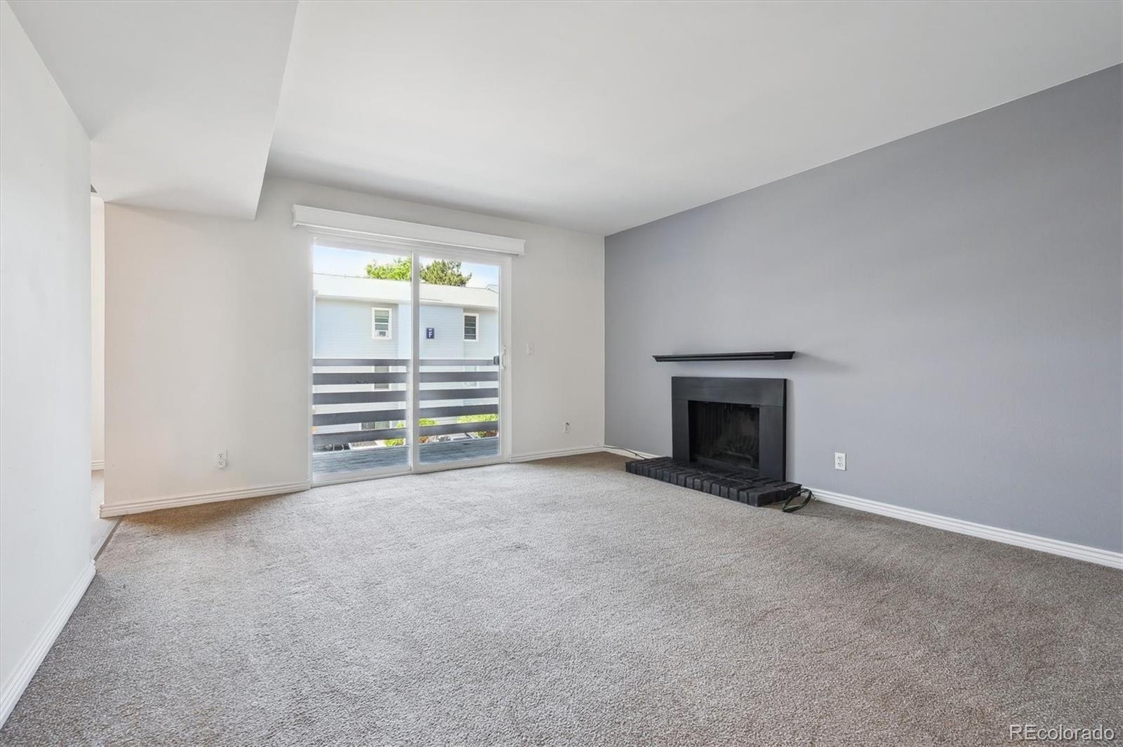 MLS Image #3 for 3141 s tamarac drive 206e,denver, Colorado